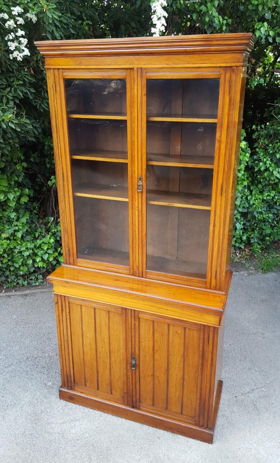 Victorian Walnut Bookcase LA446386