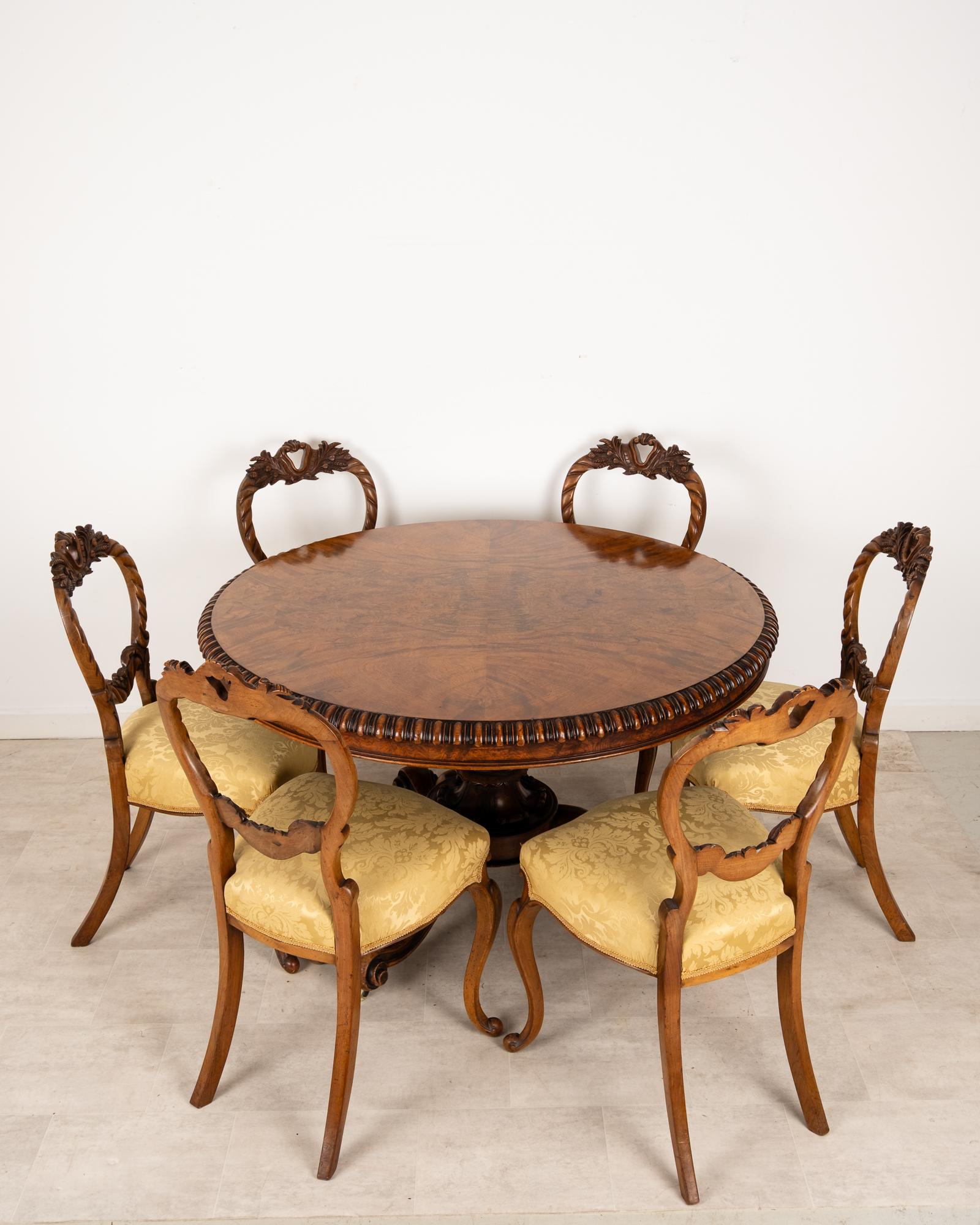Antique Victorian Walnut Circular Centre Table on Tripod Base (1 of 7) Antique Victorian Walnut Circular Centre Table on Tripod Base (1 of 7)