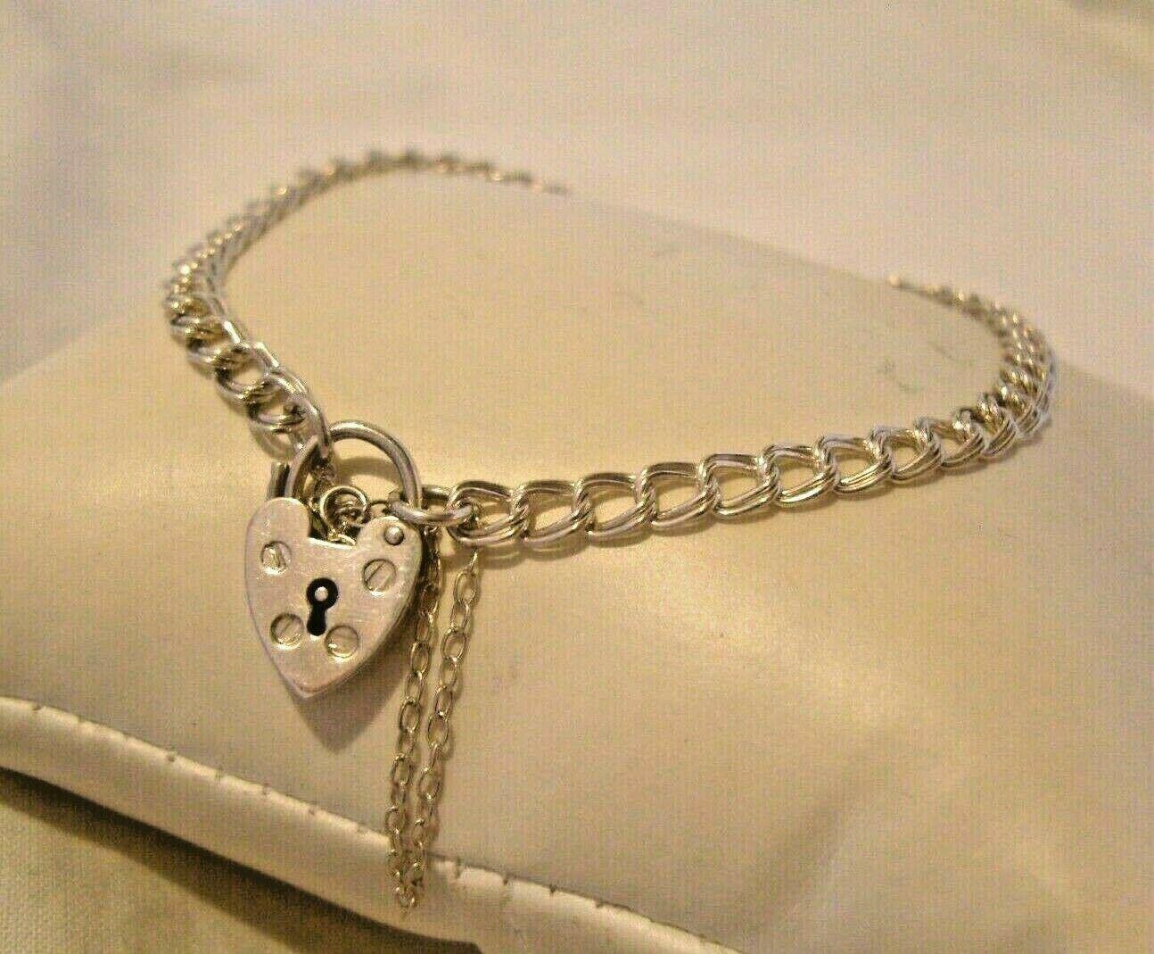 Vintage Sterling Silver Bracelet 1961 Double Curb Link & Love Heart Padlock (1 of 8) Vintage Sterling Silver Bracelet 1961 Double Curb Link & Love Heart Padlock (1 of 8)