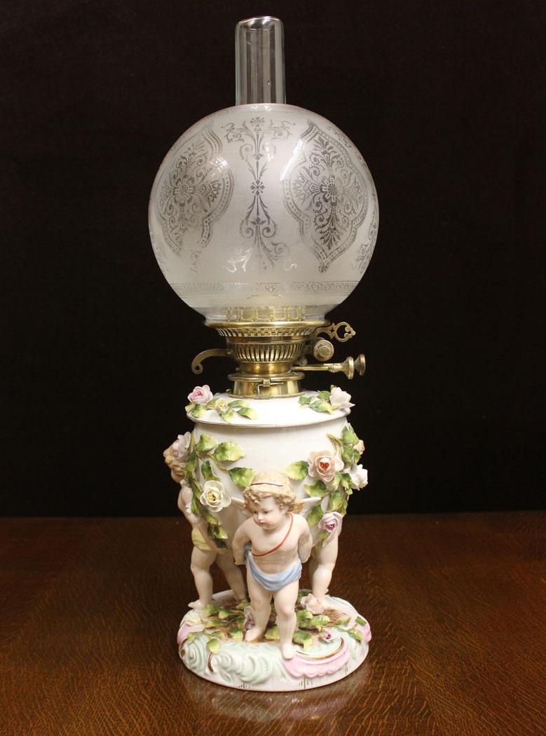 Antique Porcelain Table Oil Lamp and Shade (1 of 15)