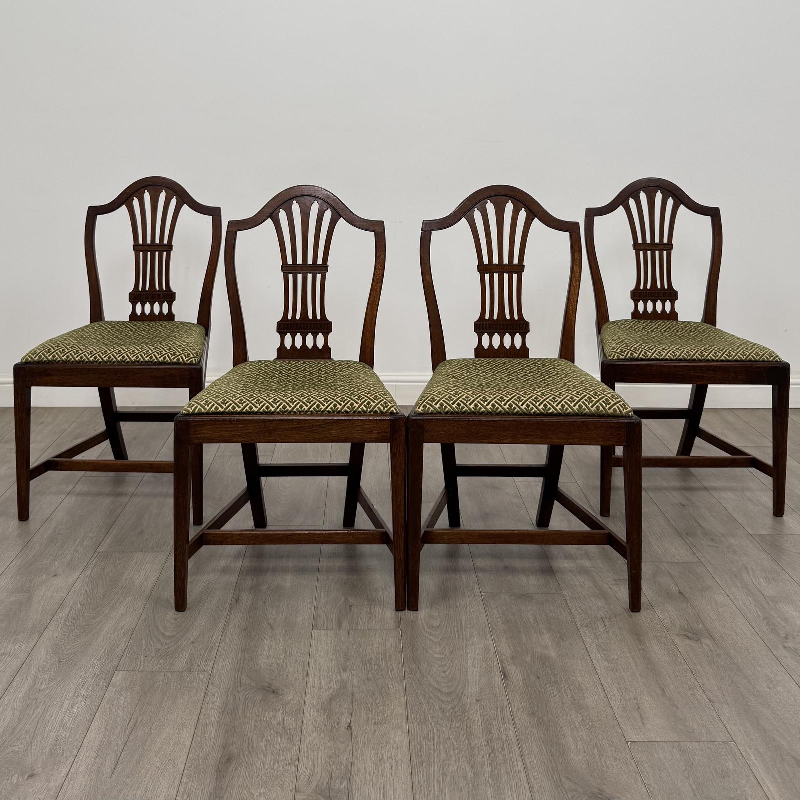 Antique 18th Century Georgian Set Of 4 Mahogany Dining Chairs (1 of 7) Antique 18th Century Georgian Set Of 4 Mahogany Dining Chairs (1 of 7)
