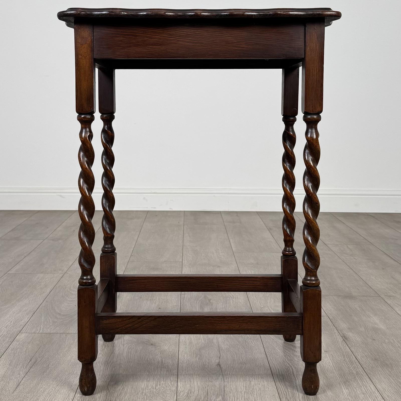 Antique 20th Century Good Quality Small Oak Side Table (1 of 9)