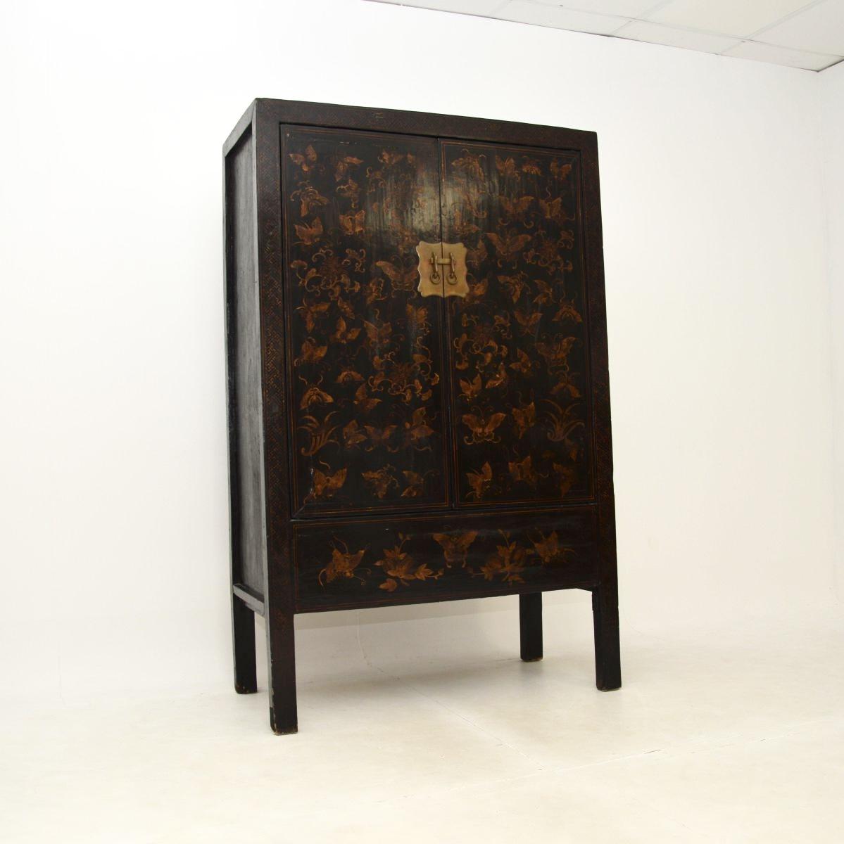 Antique Oriental Lacquered Chinoiserie Wedding Cabinet (1 of 15) Antique Oriental Lacquered Chinoiserie Wedding Cabinet (1 of 15)