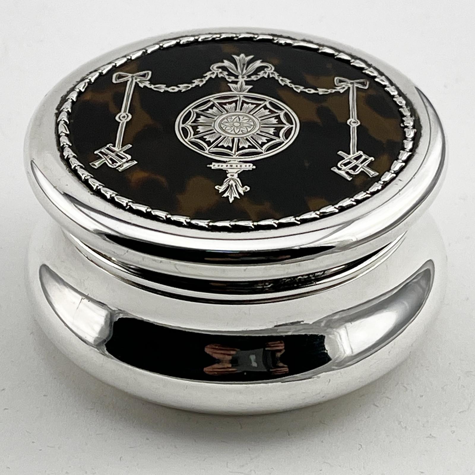 Edwardian William Comyns Silver and Tortoiseshell Trinket Box (1 of 5) Edwardian William Comyns Silver and Tortoiseshell Trinket Box (1 of 5)