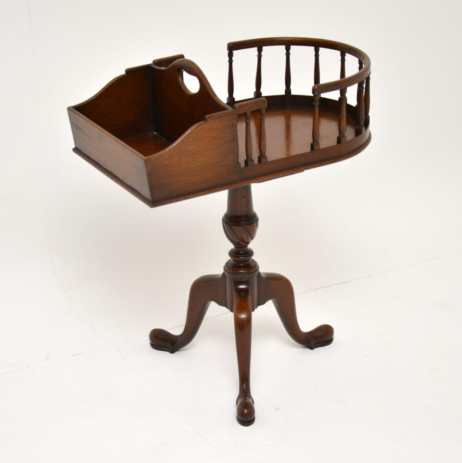 Antique Chippendale Style Mahogany Side Table (1 of 9)