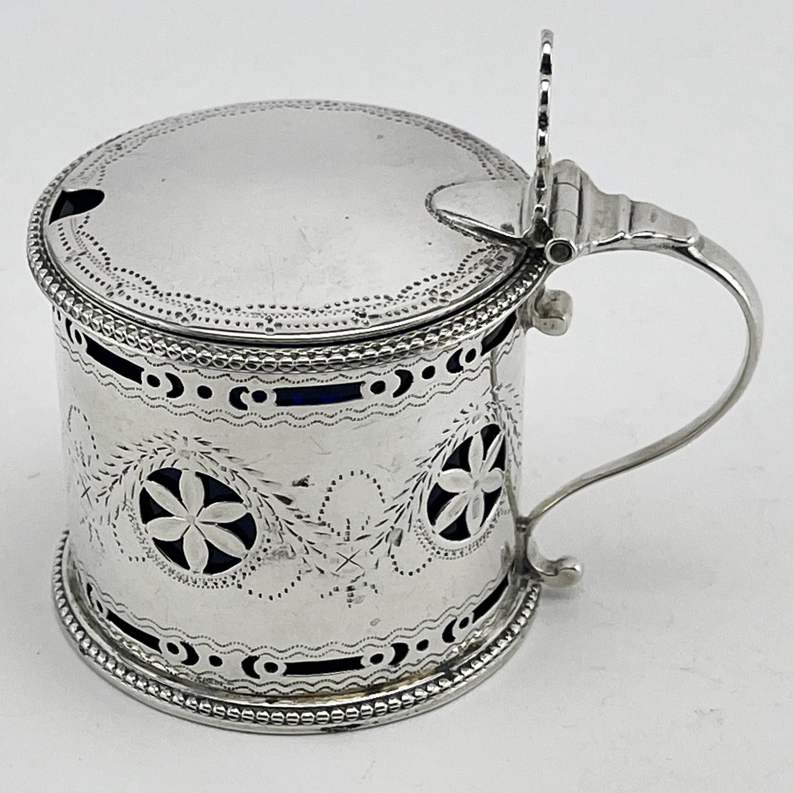 Fine Edinburgh Georgian Style Sterling Silver Mustard Pot (1 of 7) Fine Edinburgh Georgian Style Sterling Silver Mustard Pot (1 of 7)