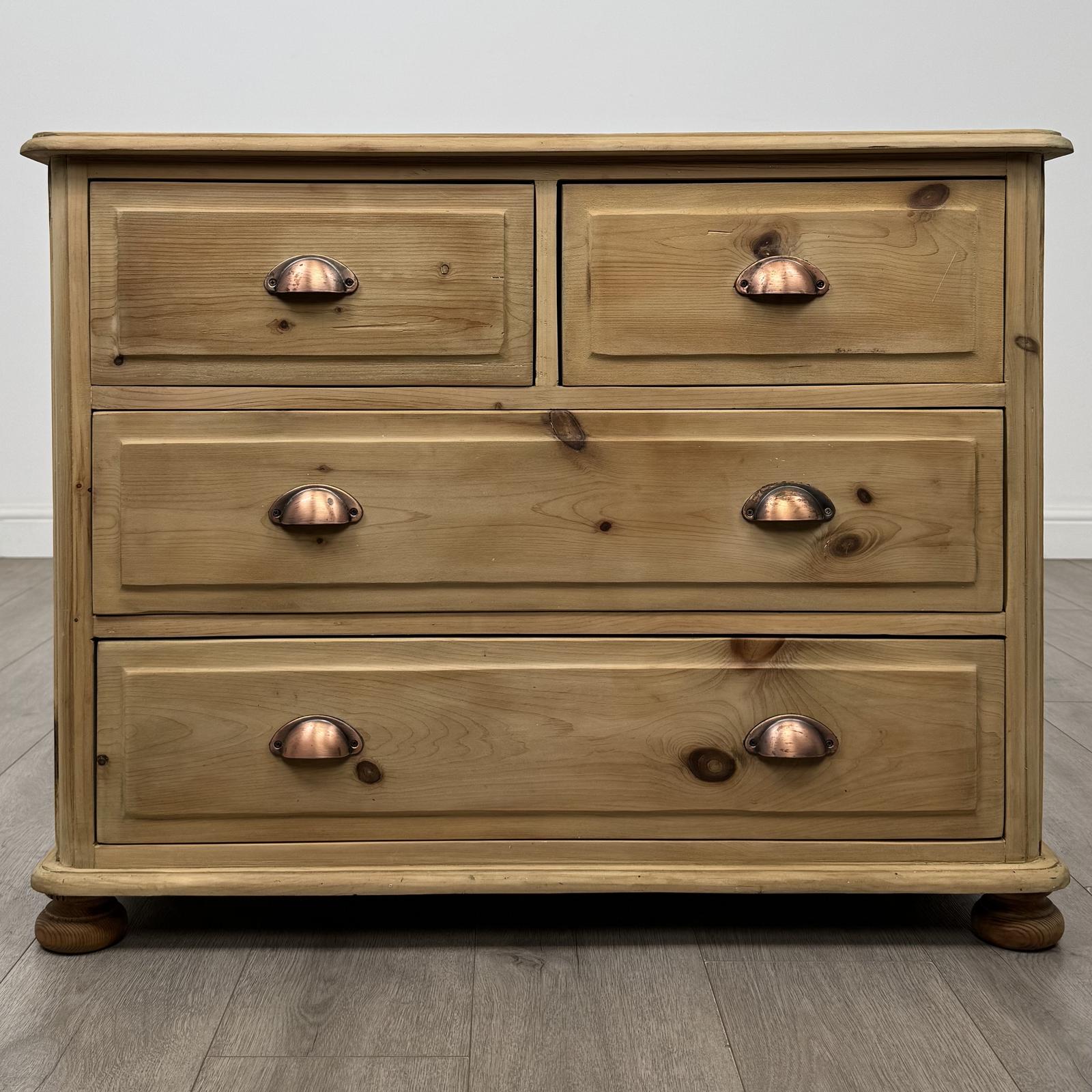 Vintage 20th Century Good Quality Chest Of Drawers In Pine (1 of 11) Vintage 20th Century Good Quality Chest Of Drawers In Pine (1 of 11)