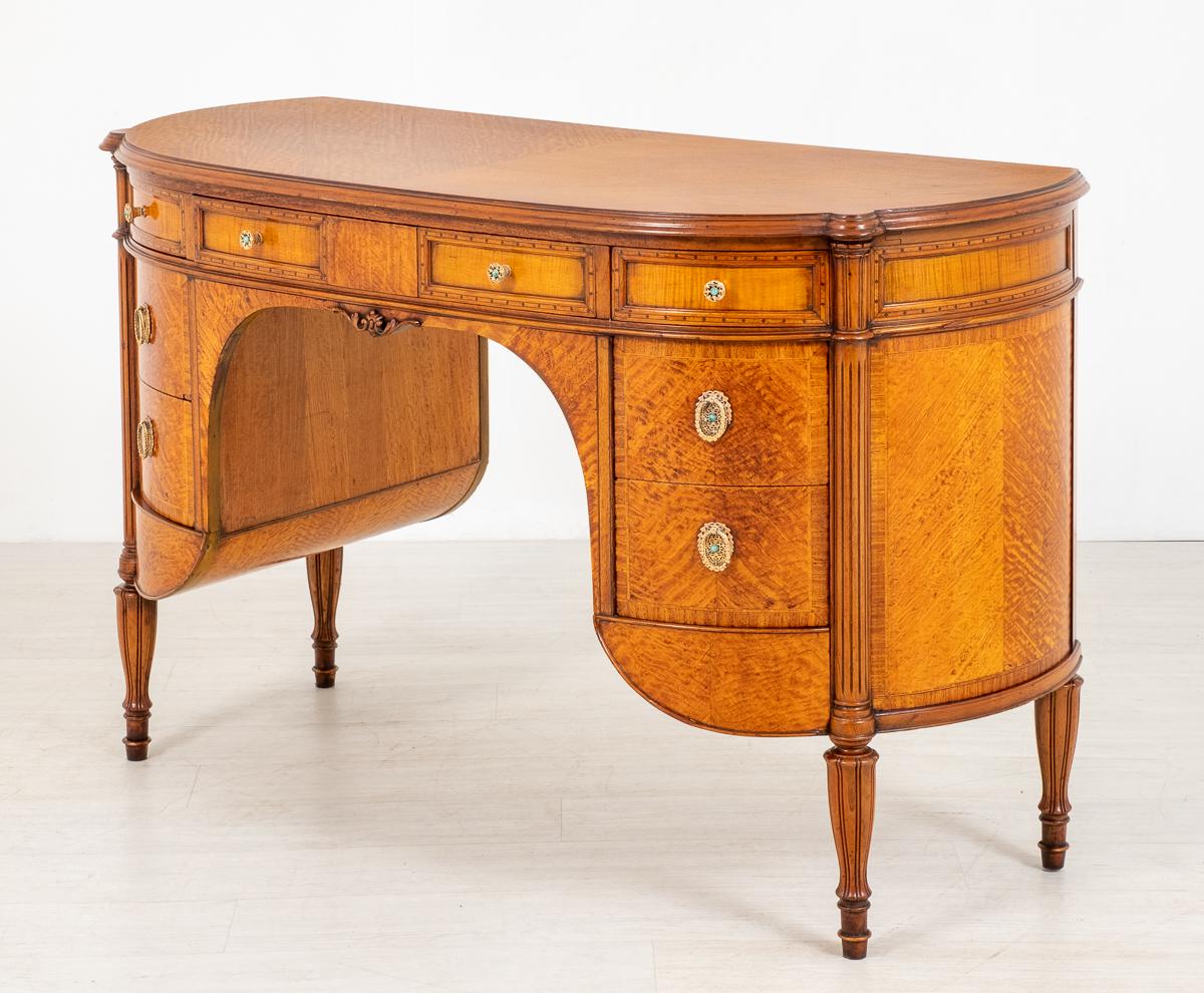 Pretty Satinwood Writing Desk (1 of 11) Pretty Satinwood Writing Desk (1 of 11)