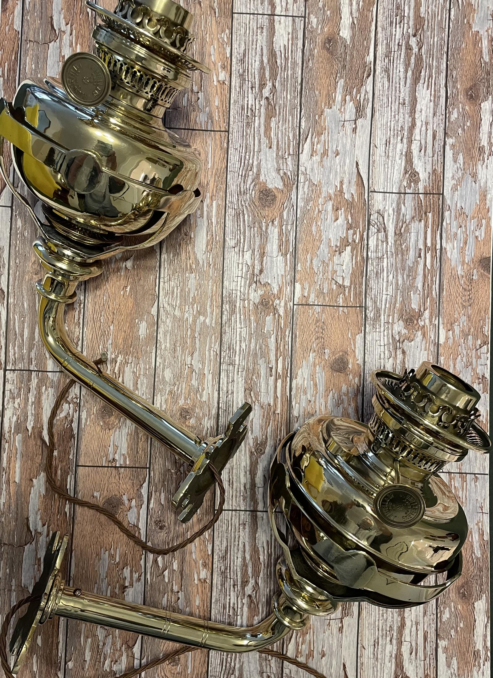 Pair of Ecclesiastical WHIPPELL & CO Wall Lamp (1 of 10) Pair of Ecclesiastical WHIPPELL & CO Wall Lamp (1 of 10)