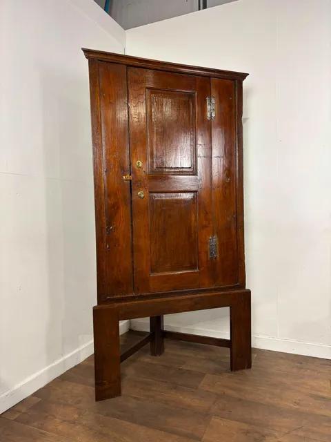 Antique Oak Corner Cupboard on Stand (1 of 13) Antique Oak Corner Cupboard on Stand (1 of 13)