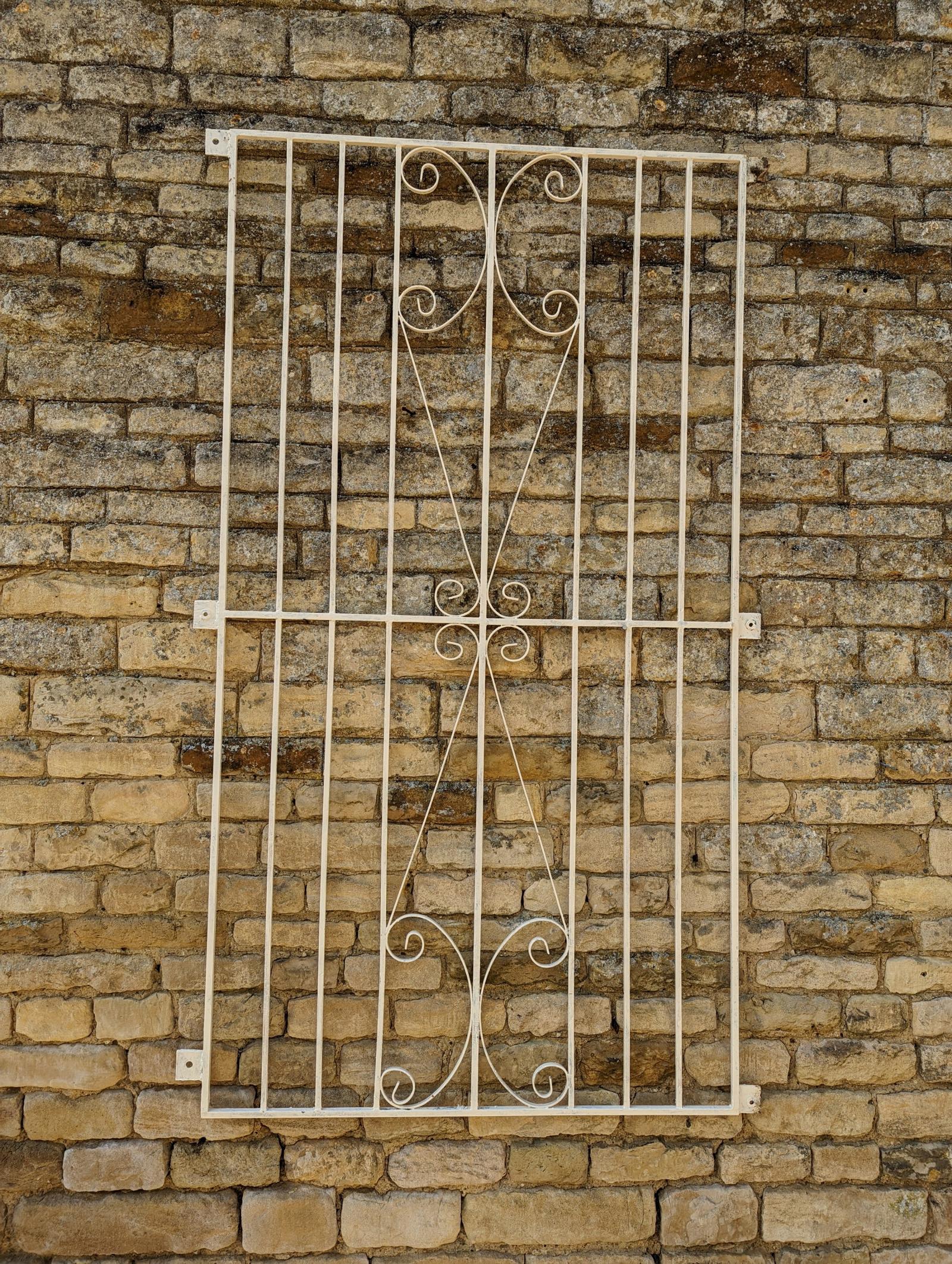 Reclaimed Cast Iron Frame (1 of 9)