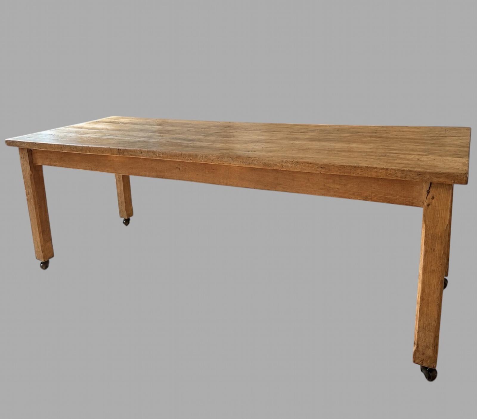 Very Attractive 19th Century Elm Farmhouse Table / Kitchen Table (1 of 7) Very Attractive 19th Century Elm Farmhouse Table / Kitchen Table (1 of 7)