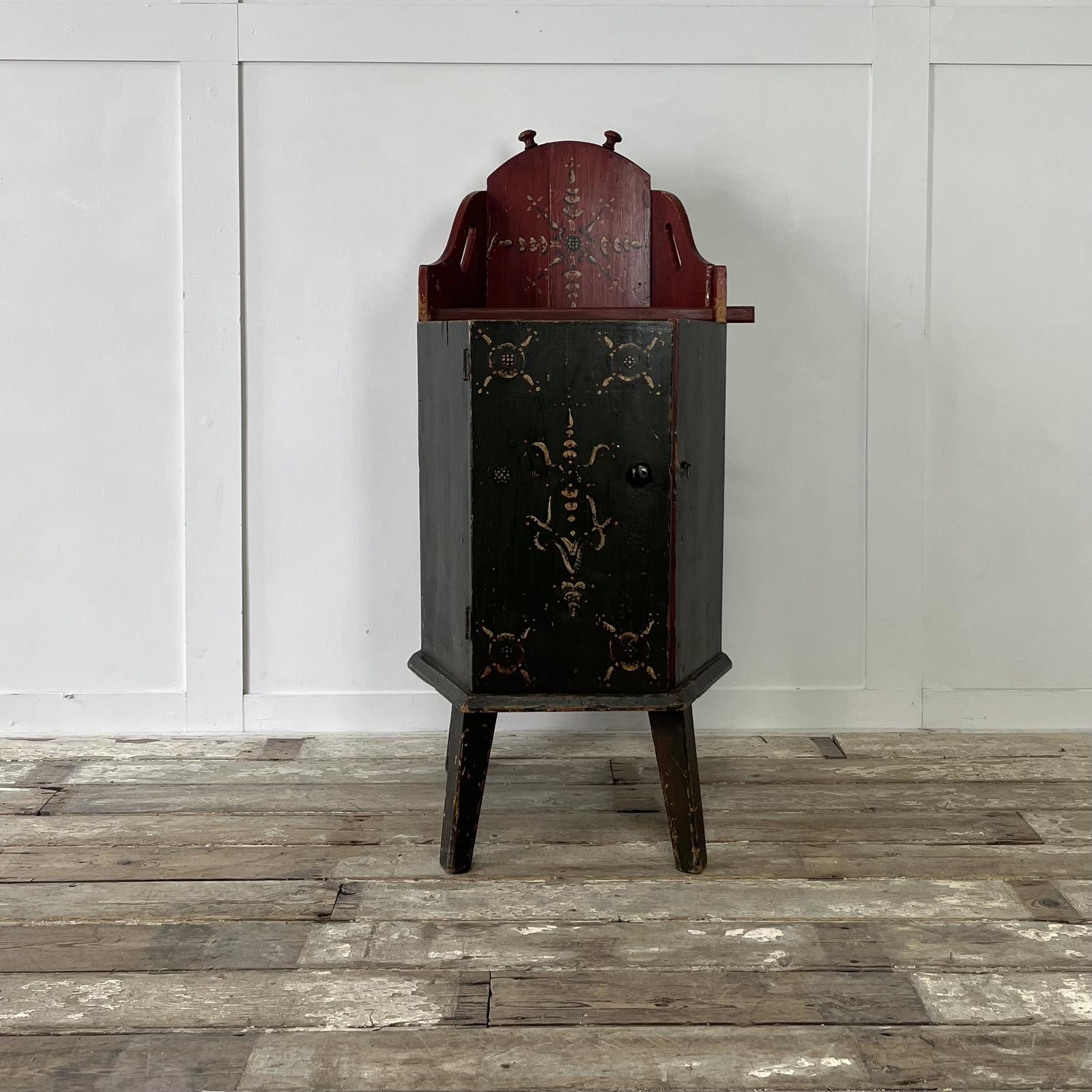 19th C. Europoean Childs High Chair - Roosje Hindeloopen (1 of 17)