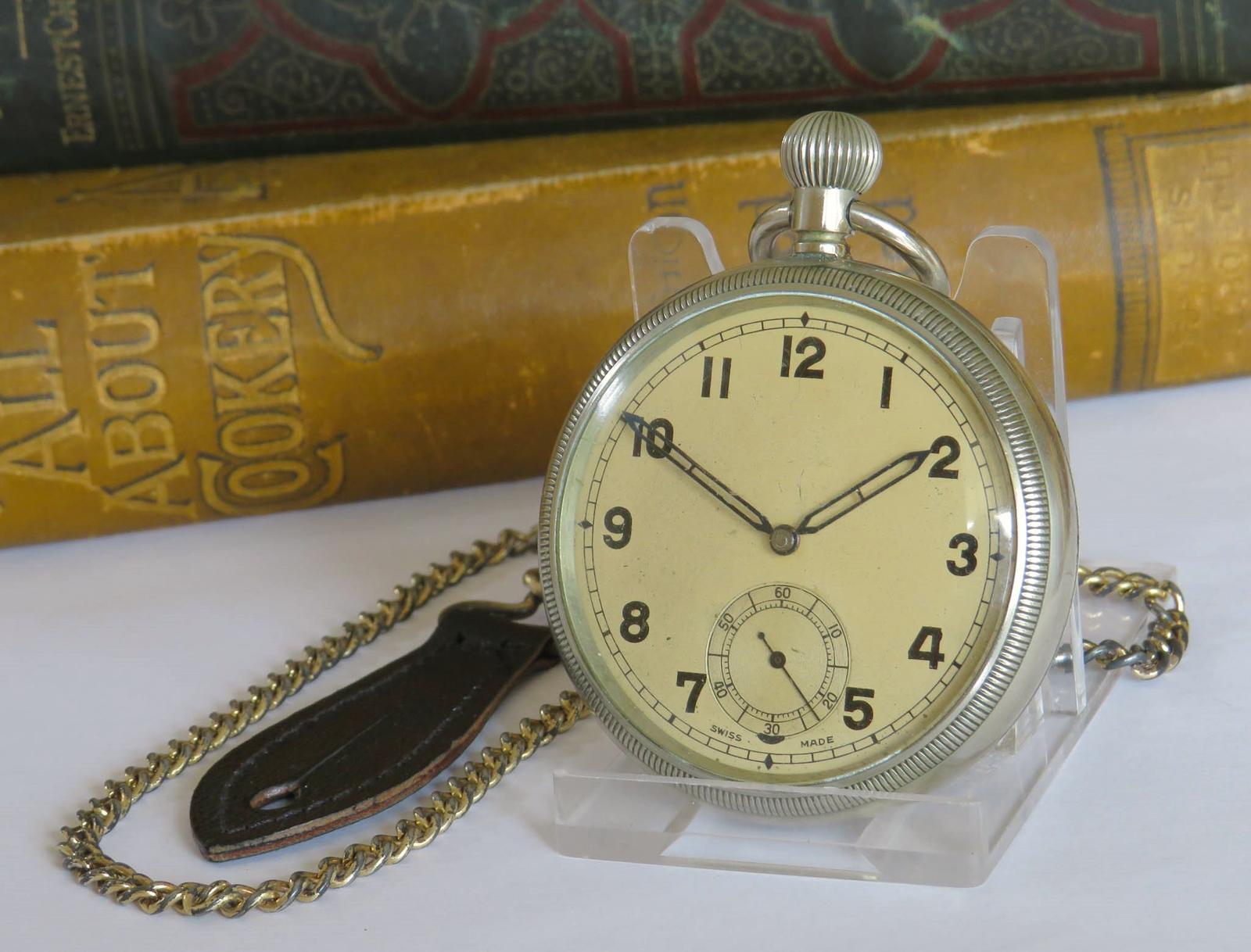 Pocket Watch: 1940s Revue Pocket Watch & Chain (1 of 4) Pocket Watch: 1940s Revue Pocket Watch & Chain (1 of 4)