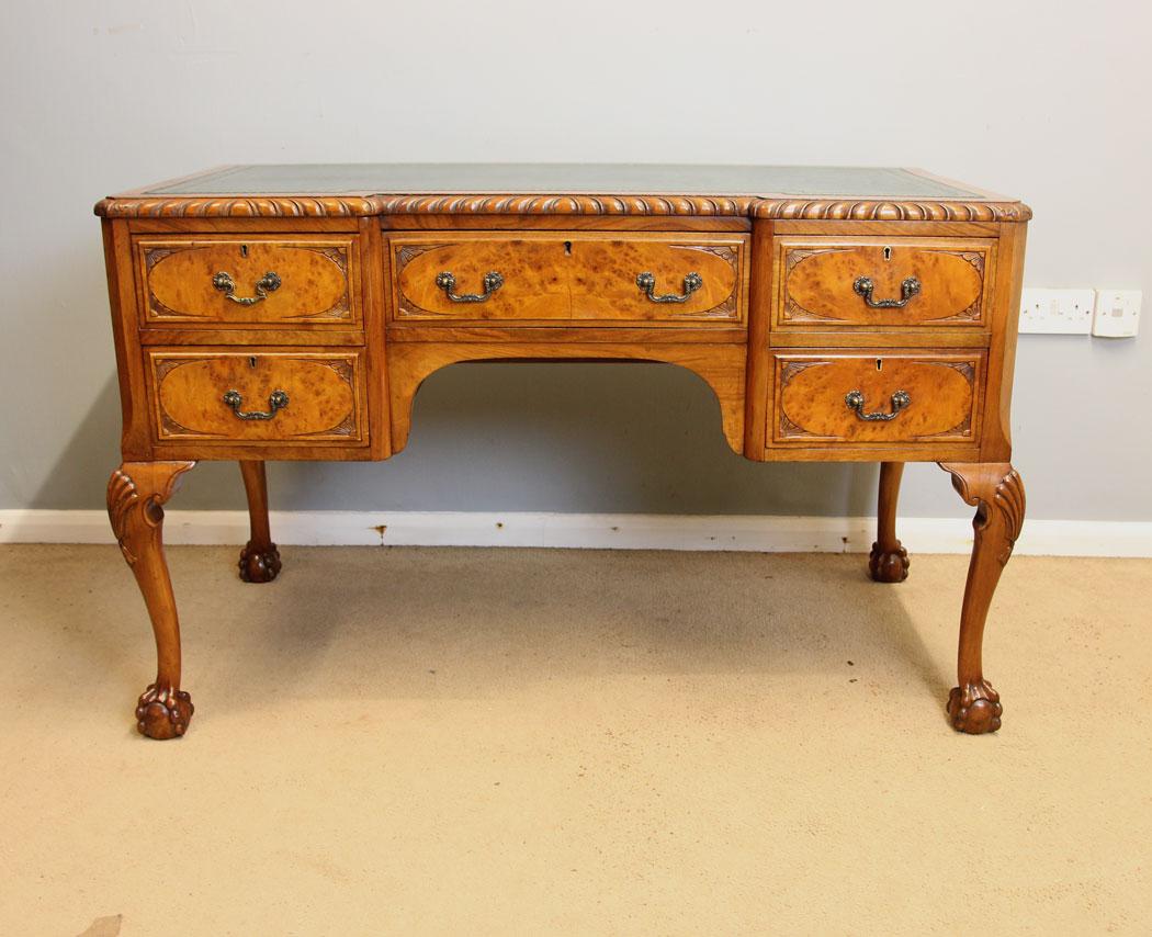 Walnut Queen Anne Style Writing Table Desk (1 of 13)