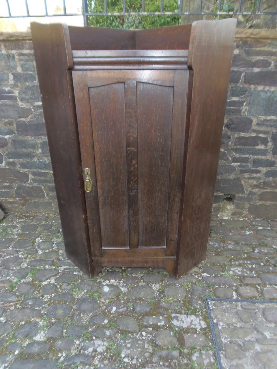 Liberty & Co Corner Cabinet (1 of 12)