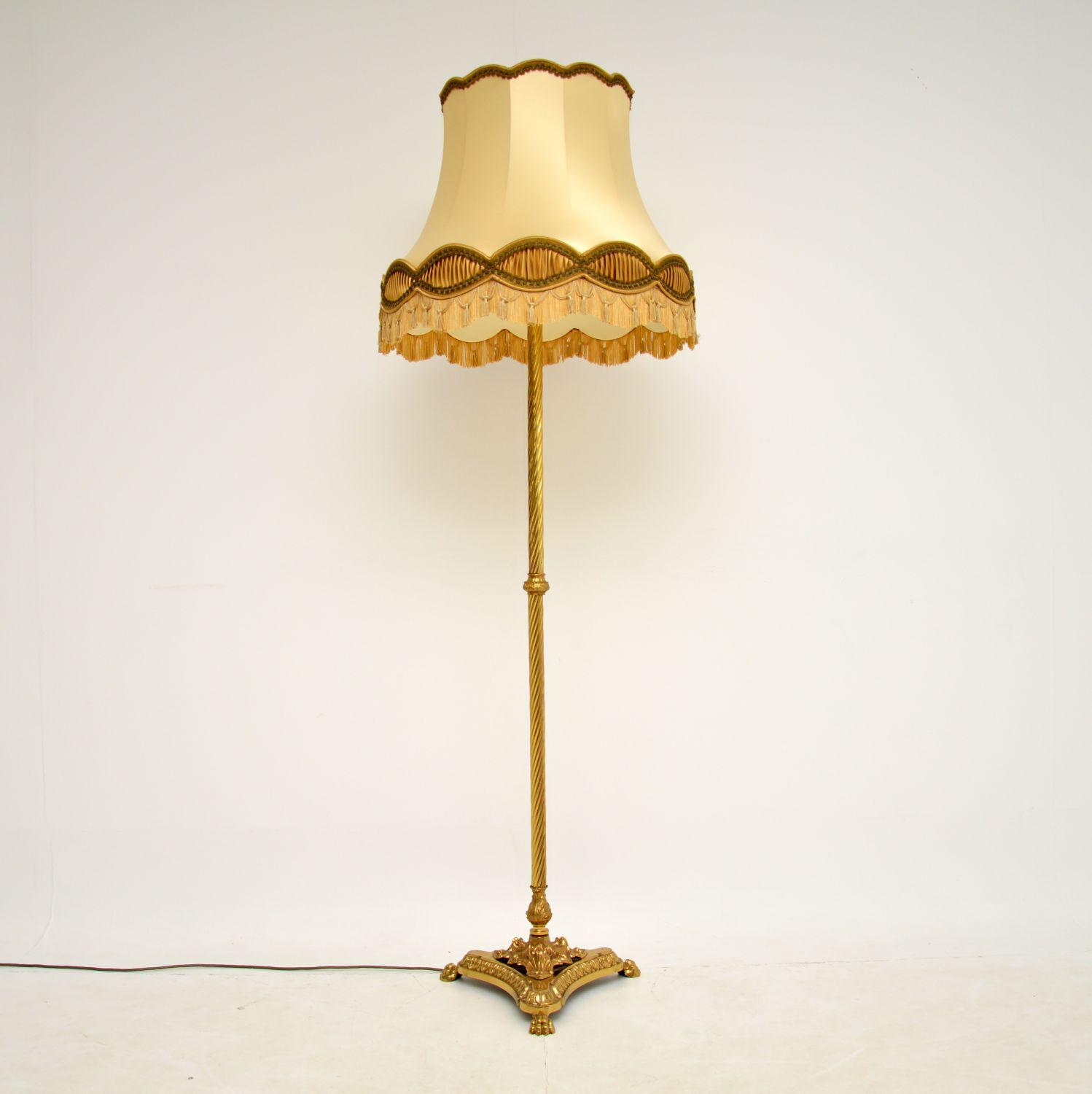 Antique French Style Brass Floor Lamp (1 of 8) Antique French Style Brass Floor Lamp (1 of 8)