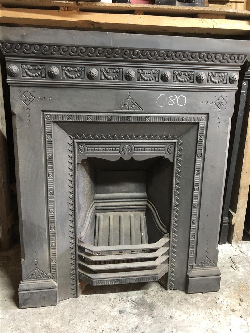 Antique Cast Iron Fire Place Insert & Surround c.1890 (1 of 3) Antique Cast Iron Fire Place Insert & Surround c.1890 (1 of 3)