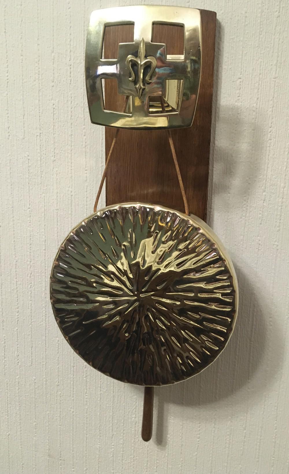 Fleur de Lis Wall Gong by W Tonks (1 of 7)