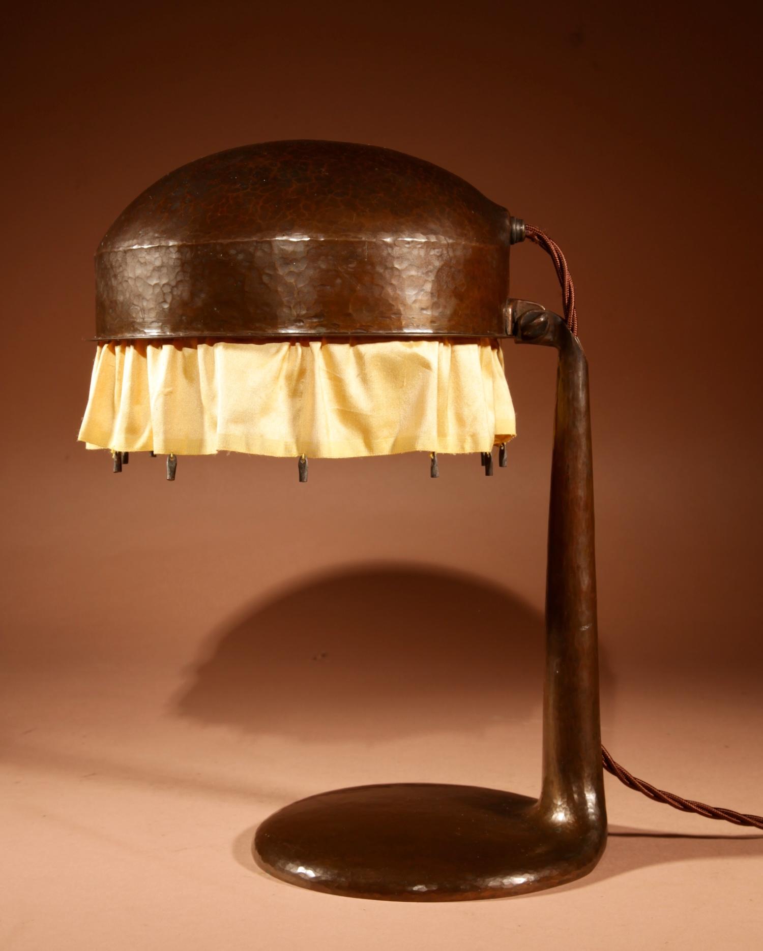 Magnificent Typical Dutch School Jan Kriege Hammered Copper Table Lamp 1920 / 1925 (1 of 14)
