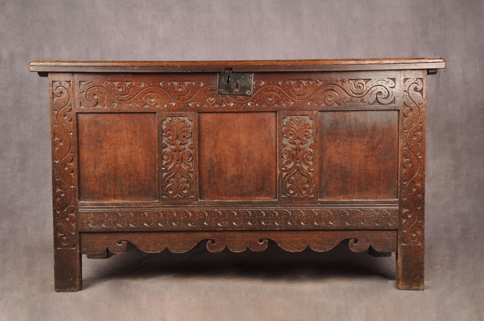 17th Century Oak Coffer (1 of 16)