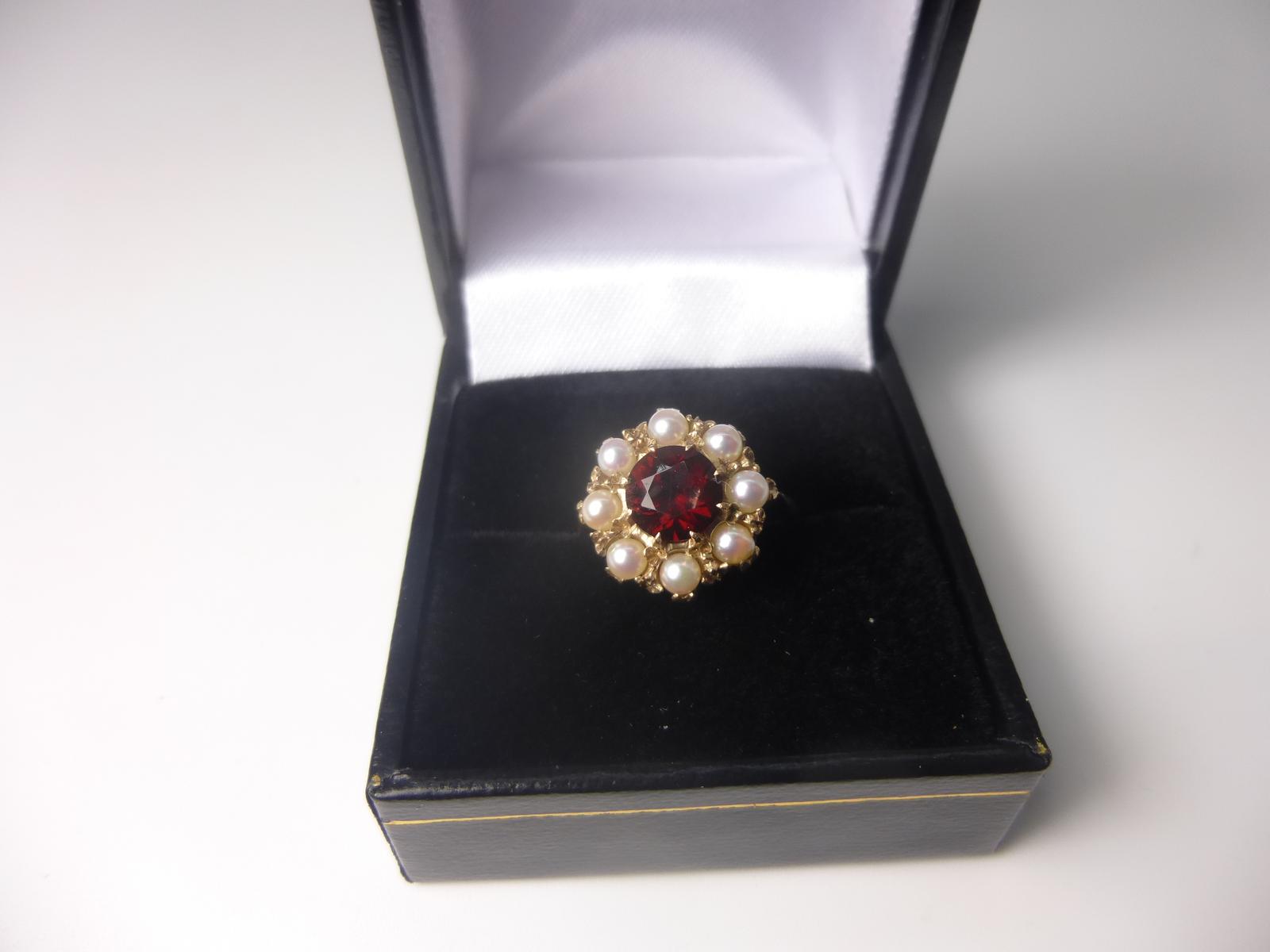 9ct Gold, Garnet & Pearl Cluster Ring (1 of 5)