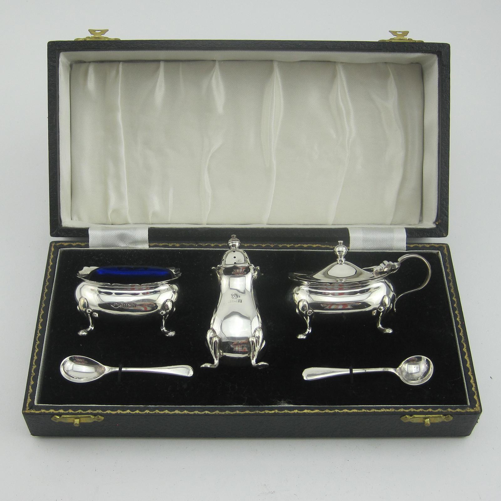 Charming Vintage Sterling Silver Three Piece Condiment Set (1 of 7) Charming Vintage Sterling Silver Three Piece Condiment Set (1 of 7)