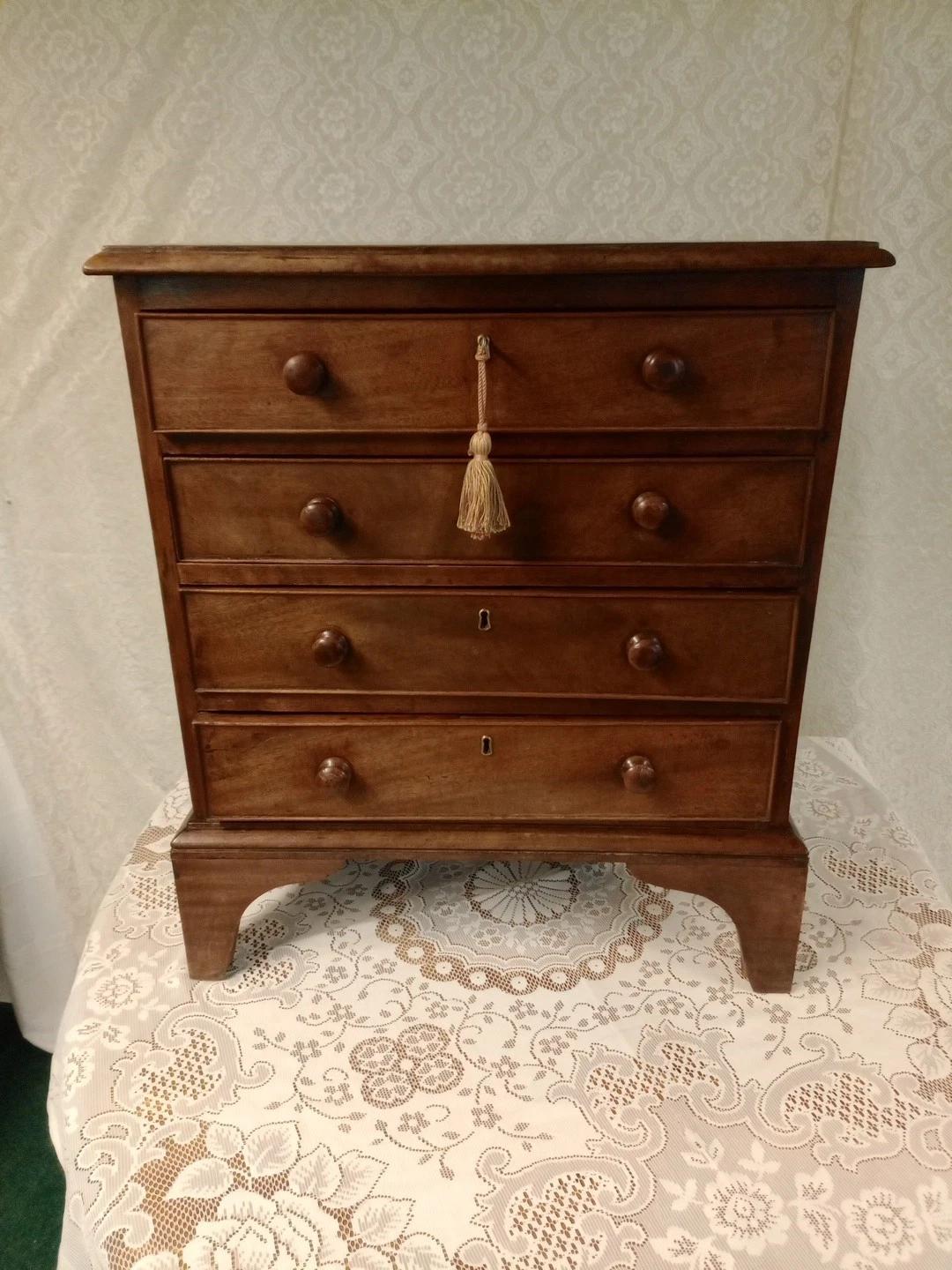 Antique Small Mahogany Chest Of Drawers (1 of 12)