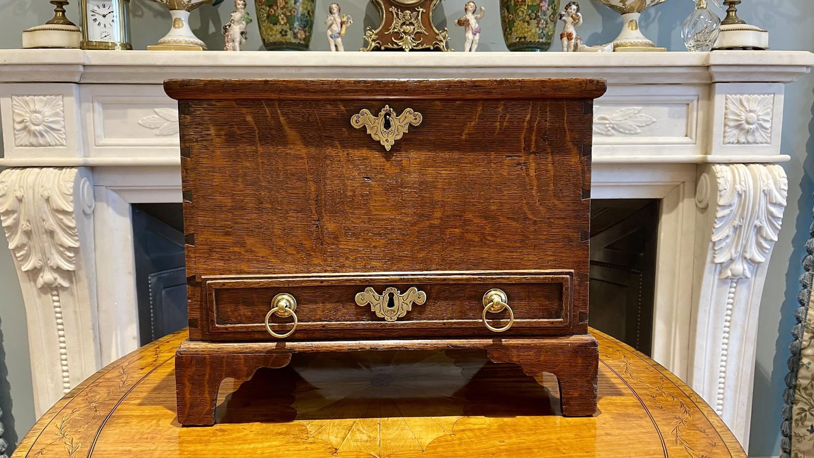 Miniature Oak Mule Chest (1 of 12)