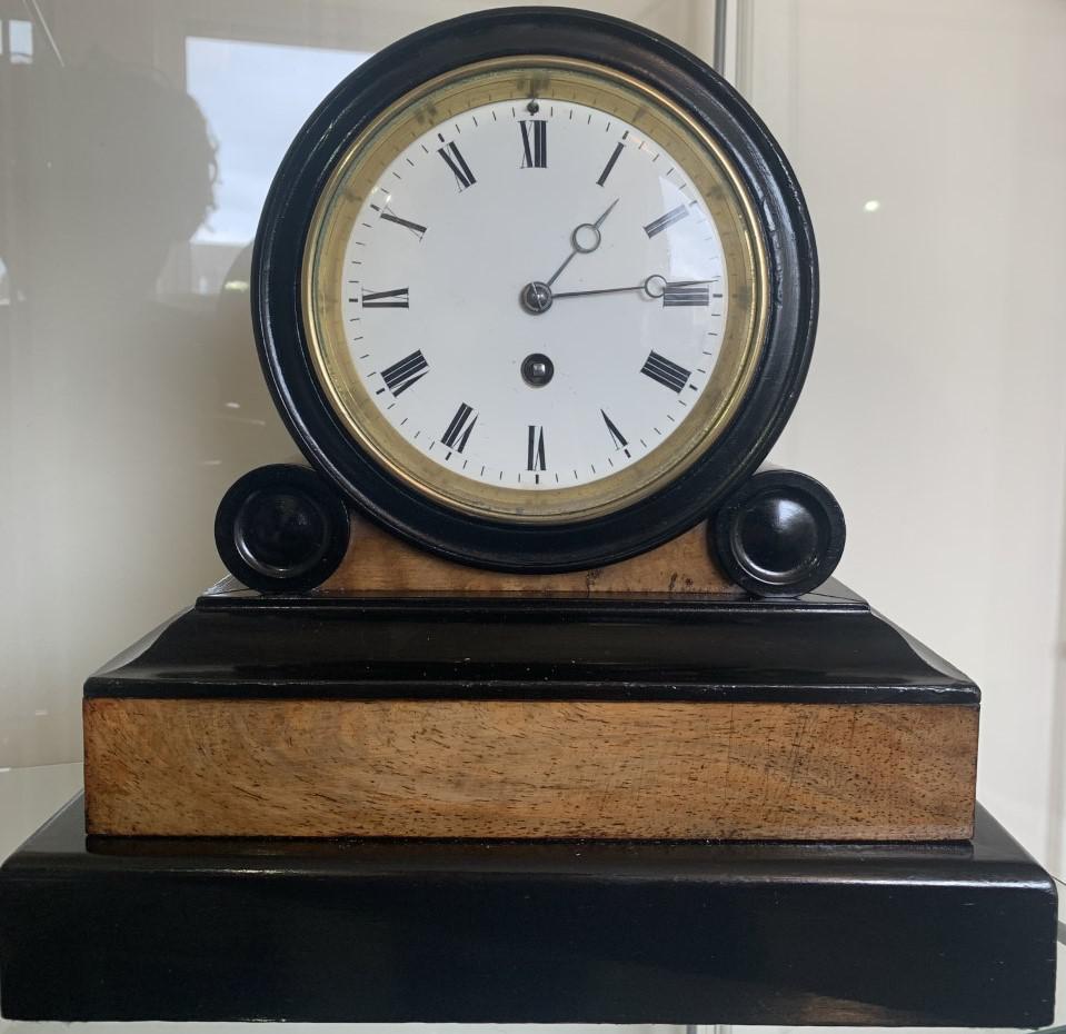 Regency Drumhead Ebonised & Walnut Mantel Clock (1 of 9) Regency Drumhead Ebonised & Walnut Mantel Clock (1 of 9)