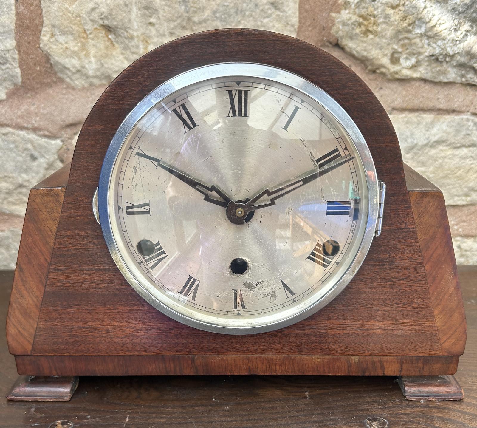Stylish Art Deco Westminster Chime Mantel Clock – ca 1940 (1 of 9) Stylish Art Deco Westminster Chime Mantel Clock – ca 1940 (1 of 9)