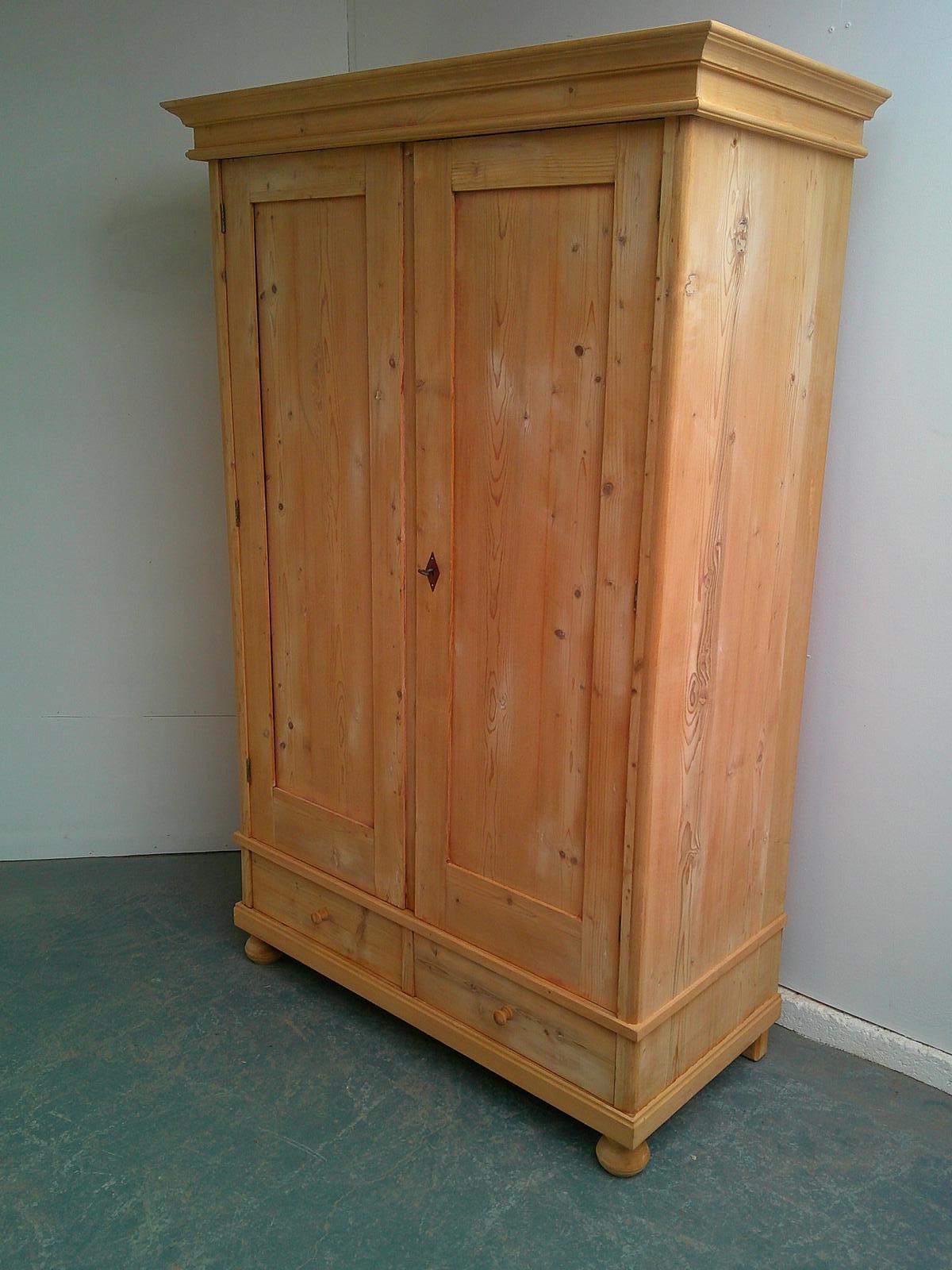 Great Plain Antique Pine 2 Door 1 Panel Knockdown Wardrobe to wax / paint (1 of 11)