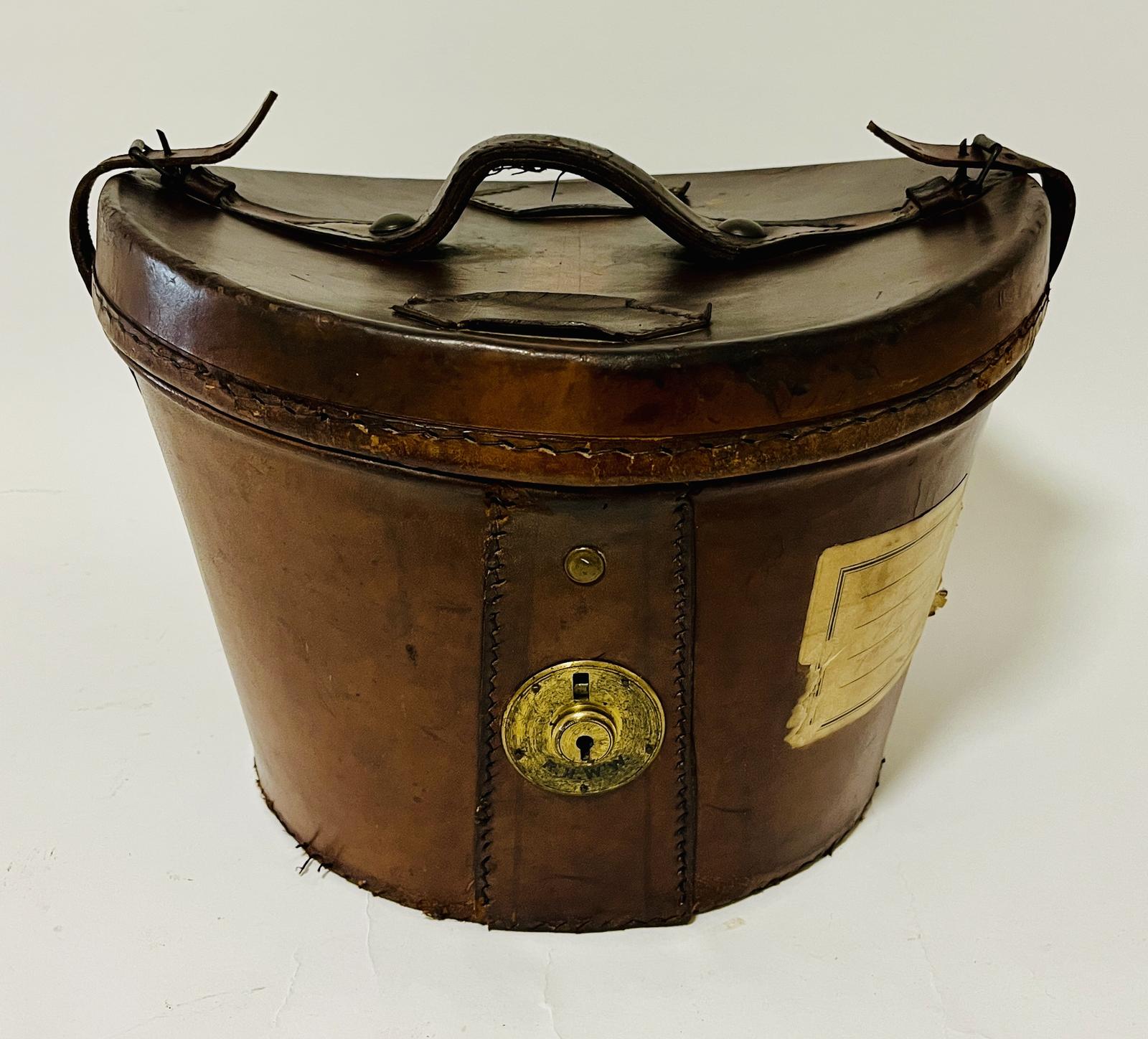 Victorian Leather Top Hat Box (1 of 15) Victorian Leather Top Hat Box (1 of 15)