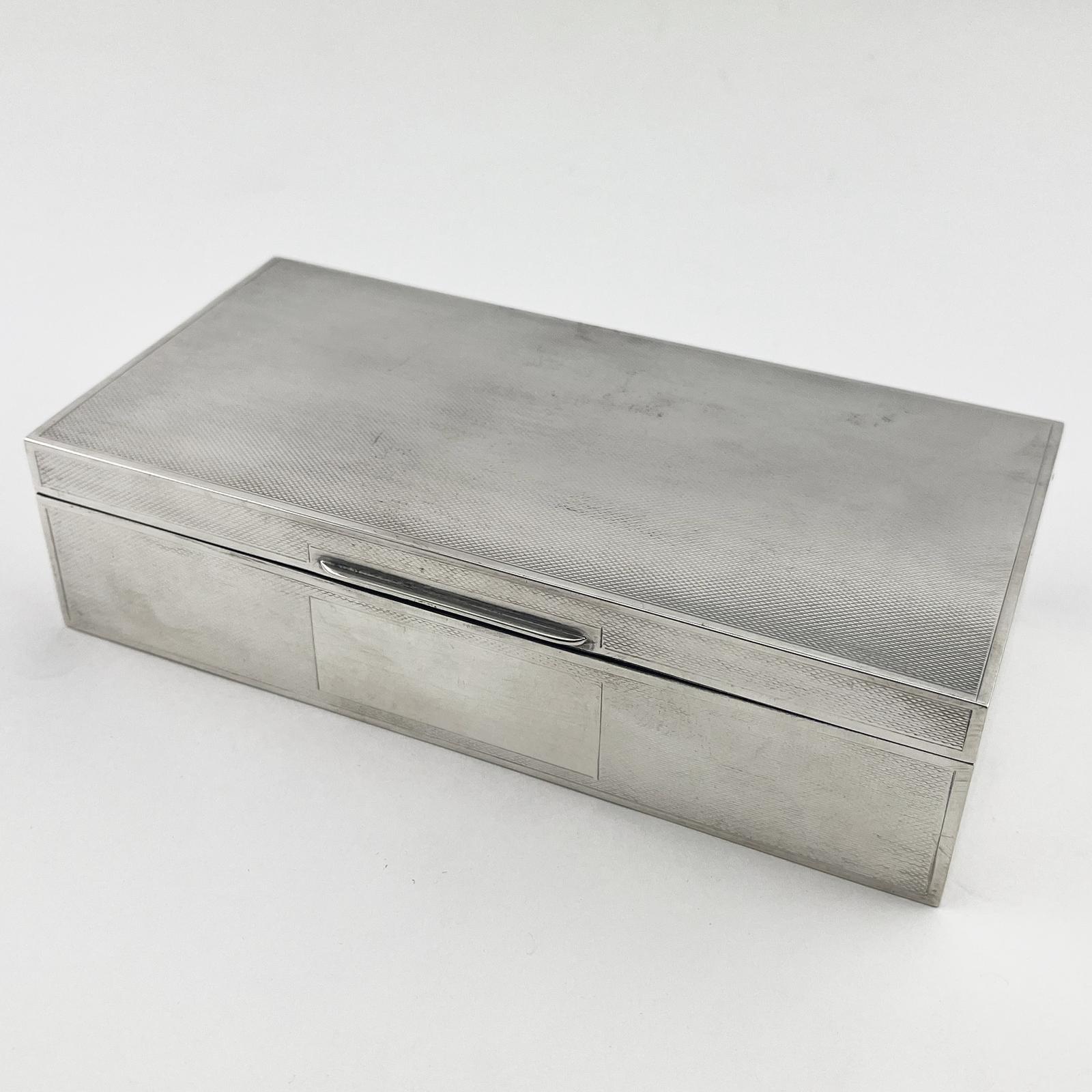Handsome Mappin & Webb Sterling Silver Cigarette or Trinket Box (1 of 8) Handsome Mappin & Webb Sterling Silver Cigarette or Trinket Box (1 of 8)