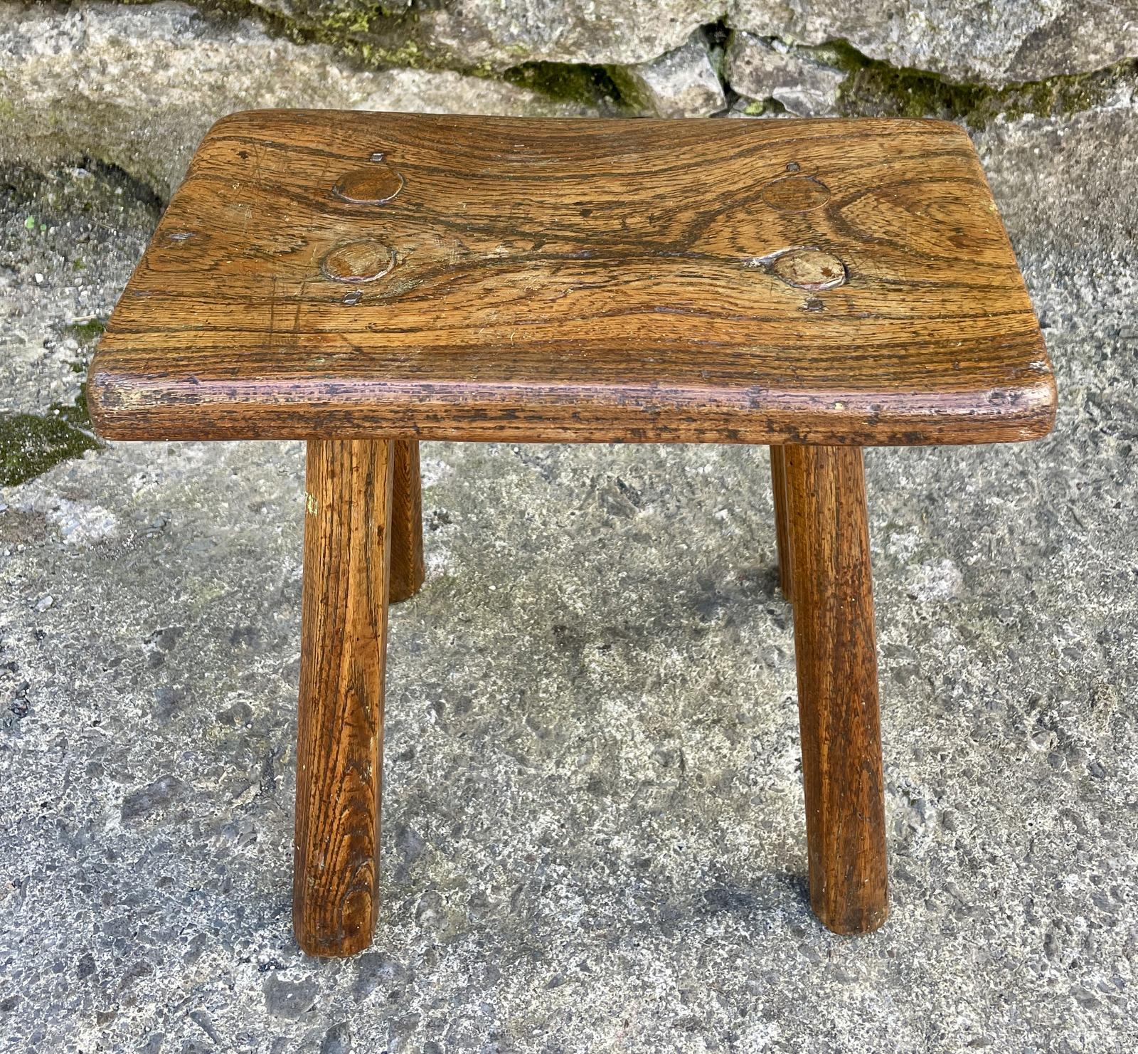 Antique Elm Milking Stool (1 of 11) Antique Elm Milking Stool (1 of 11)