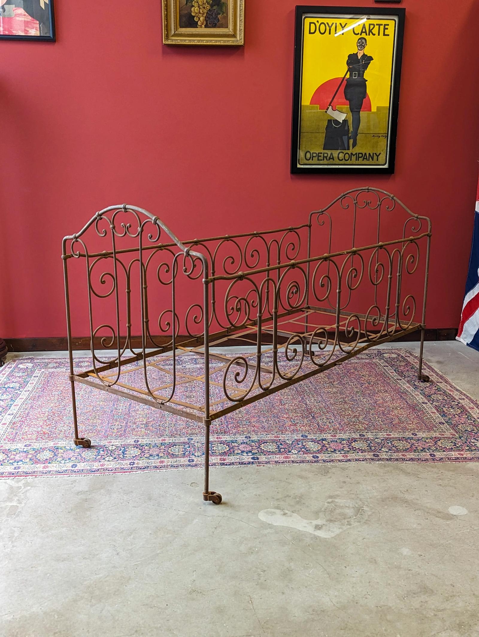 Antique Victorian Wrought Iron Cot (1 of 10) Antique Victorian Wrought Iron Cot (1 of 10)