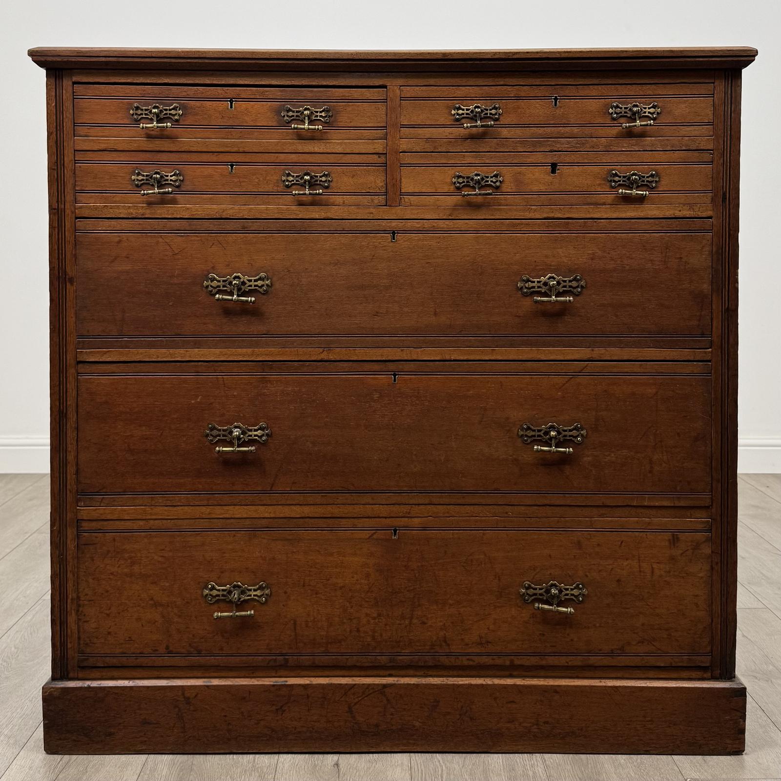 Antique 20th Century Walnut Chest of Drawers by Jas Shoolbred (1 of 12) Antique 20th Century Walnut Chest of Drawers by Jas Shoolbred (1 of 12)