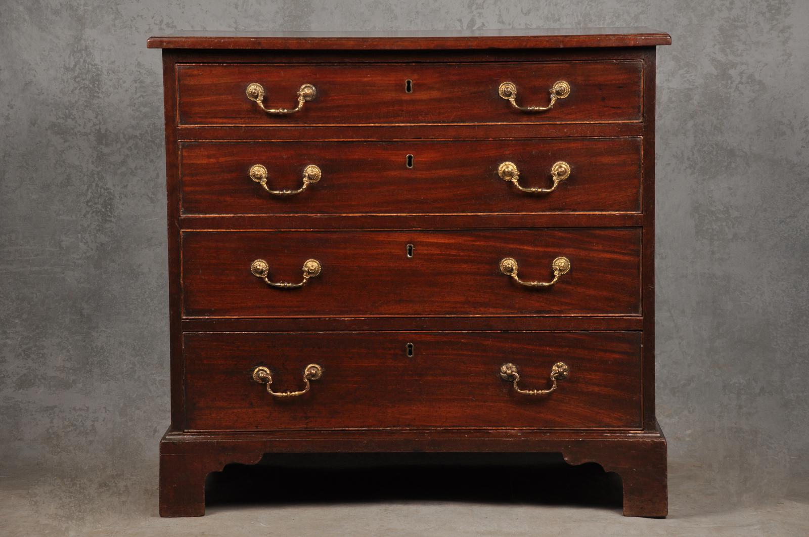 Small 18th Century Mahogany Chest Of Drawers (1 of 12)