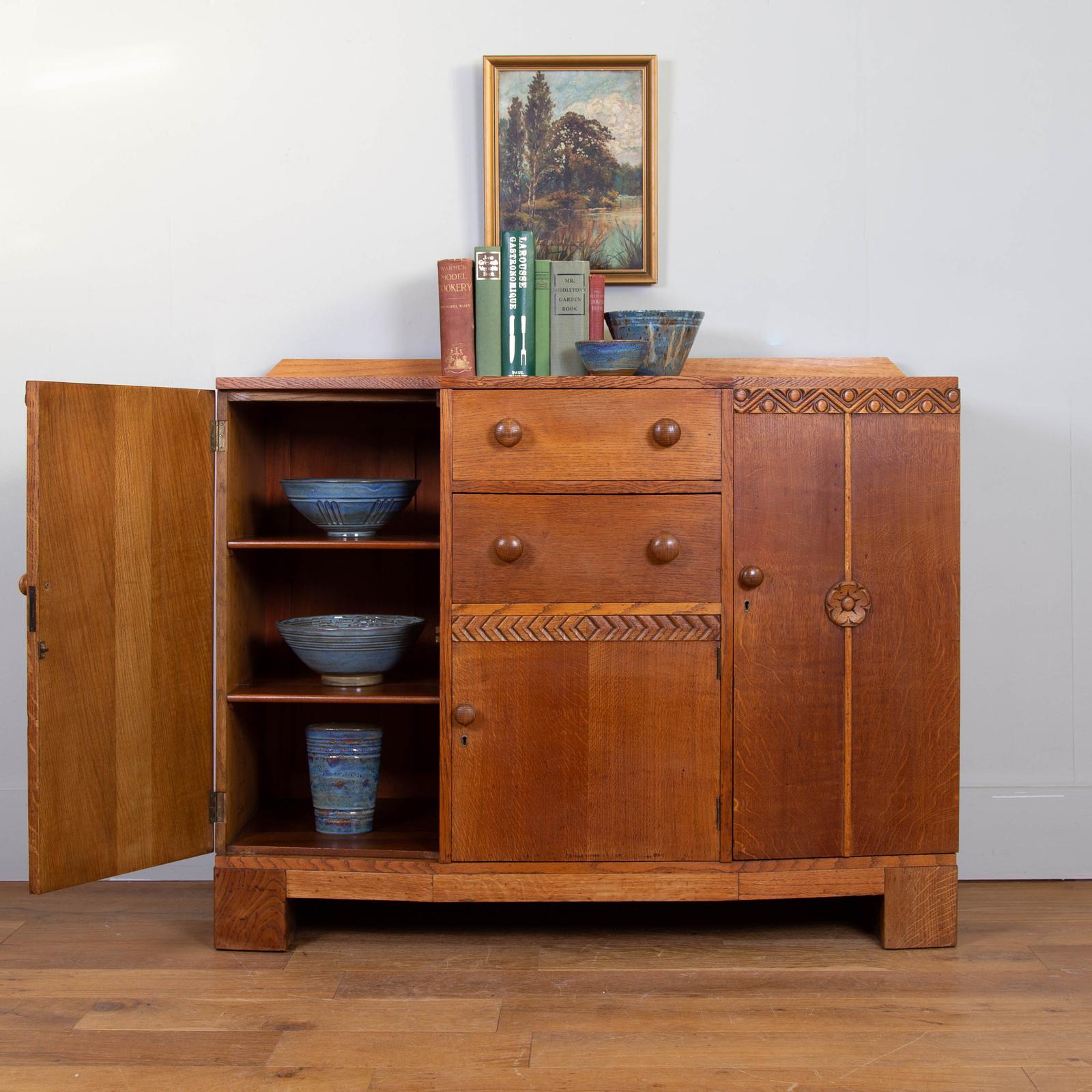 Quality 1930s Oak Deco Sideboard Cabinet (1 of 14) Quality 1930s Oak Deco Sideboard Cabinet (1 of 14)