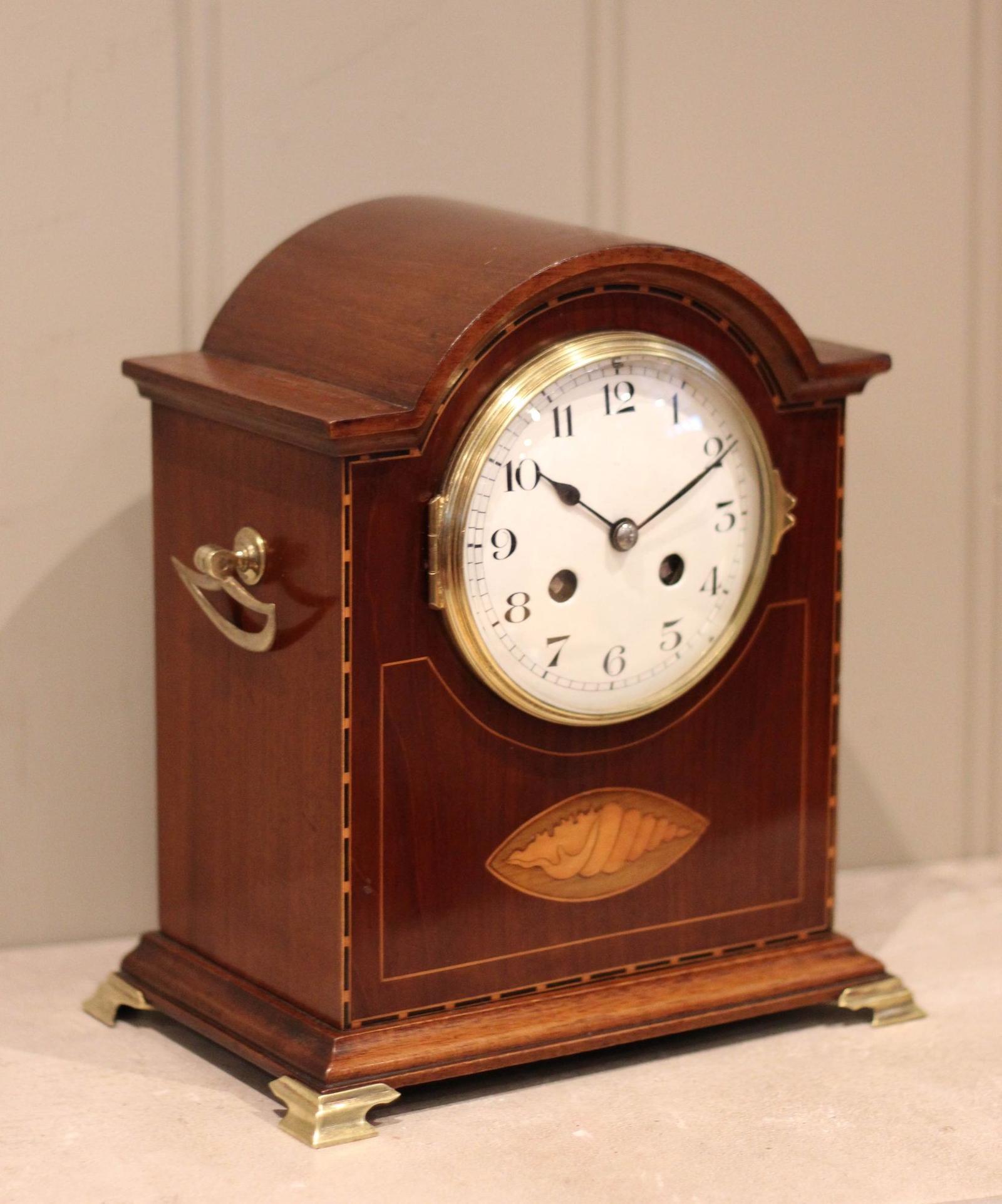 Mahogany Break Arch Mantel Clock (1 of 16)