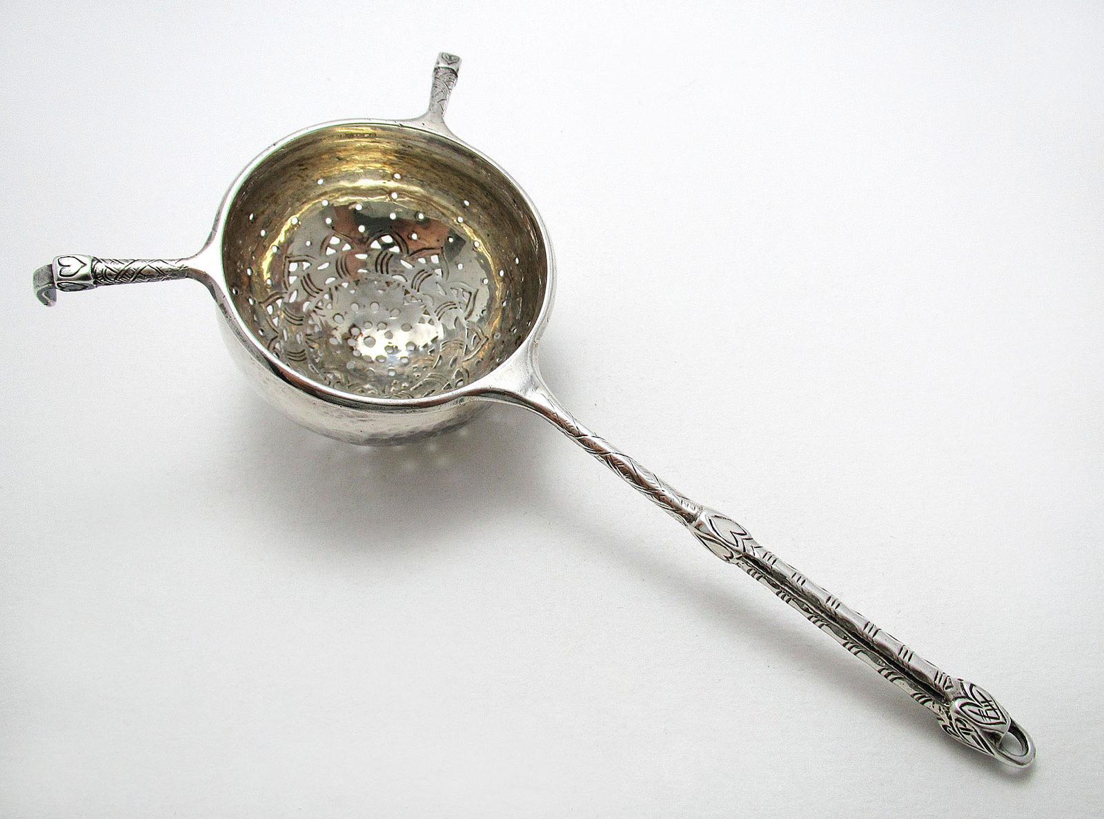 Rare Liberty & Co Arts & Crafts Solid Sterling Silver Tea Strainer / Infuser 1934 (1 of 7) Rare Liberty & Co Arts & Crafts Solid Sterling Silver Tea Strainer / Infuser 1934 (1 of 7)