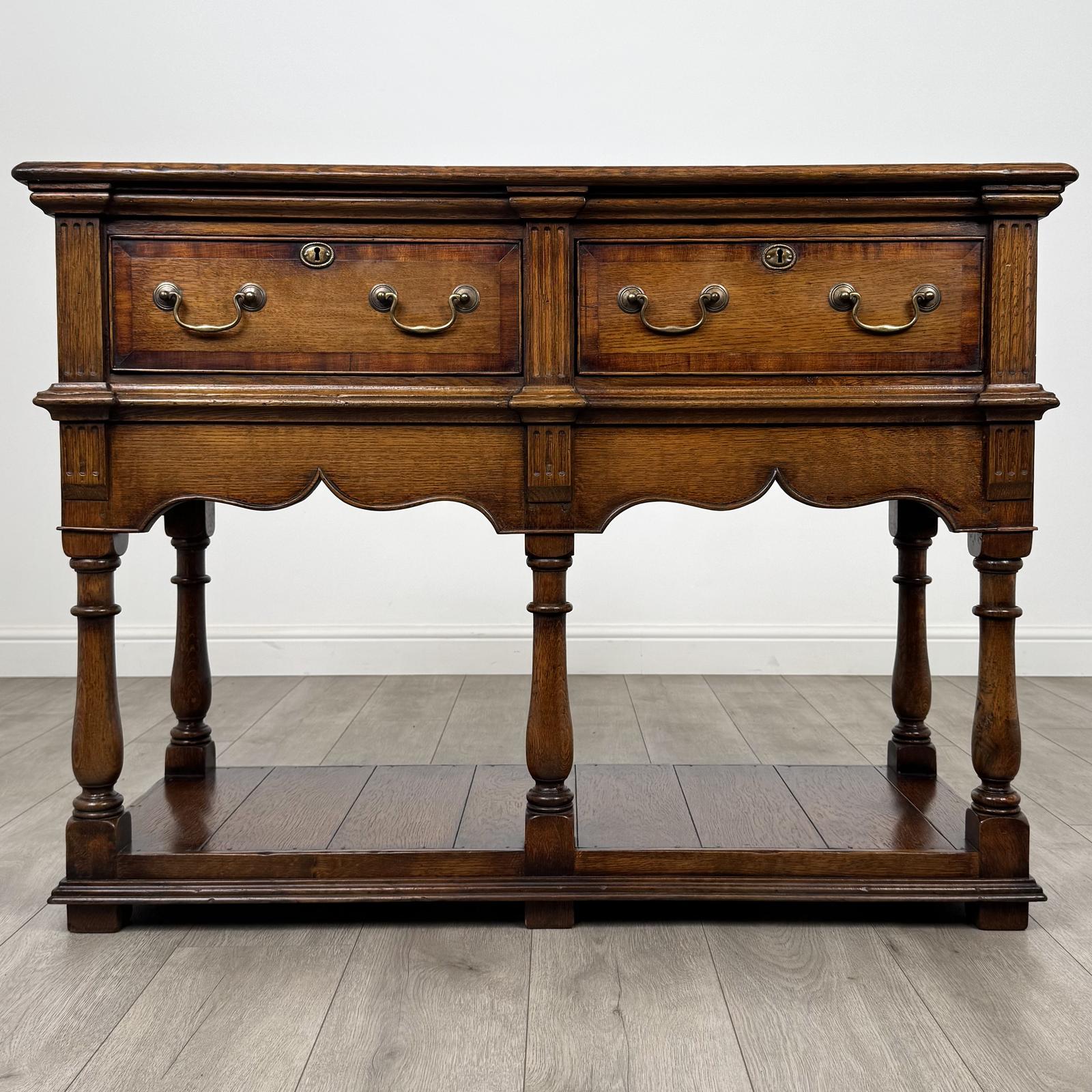 Antique 20th Century Fine Quality Dresser Base in Oak (1 of 11)