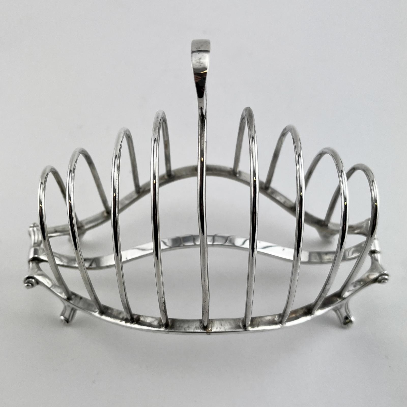 Elegant and Good Quality Sterling Silver Toast Rack (1 of 6) Elegant and Good Quality Sterling Silver Toast Rack (1 of 6)