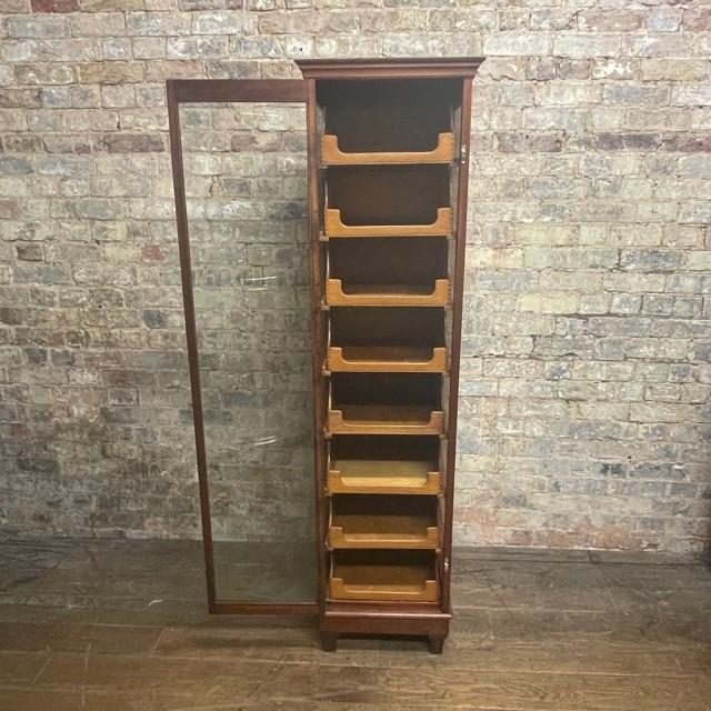 Antique Shop Cabinet (1 of 4) Antique Shop Cabinet (1 of 4)