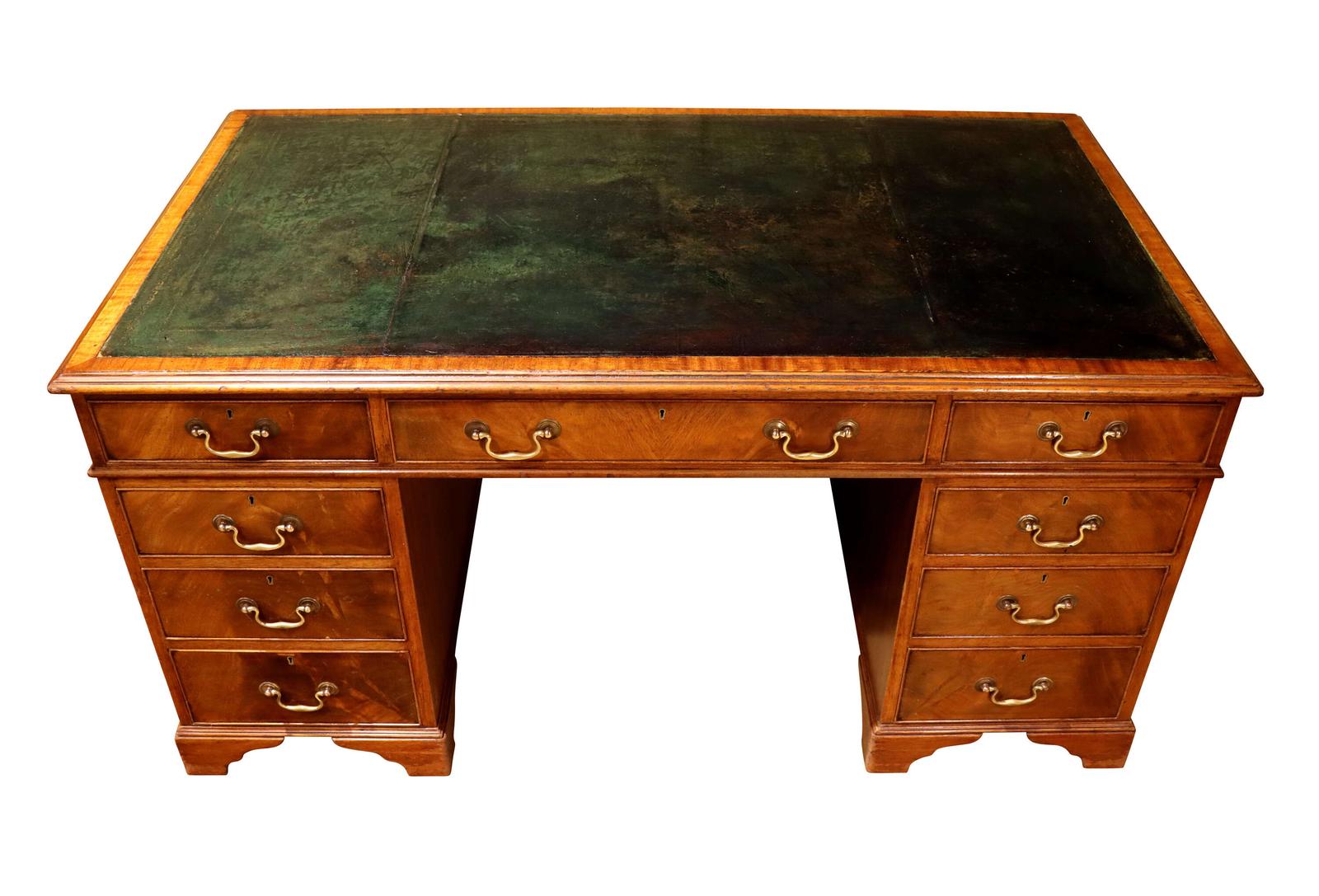 Good Quality Large Mahogany Pedestal Desk with Green Leather Top c.1920 (1 of 6) Good Quality Large Mahogany Pedestal Desk with Green Leather Top c.1920 (1 of 6)