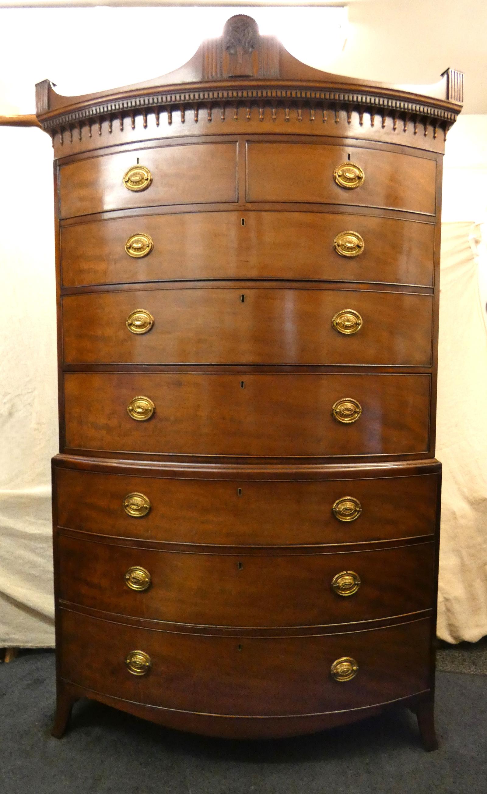 Edwards & Roberts Mahogany Bow Front Chest on Chest (1 of 8) Edwards & Roberts Mahogany Bow Front Chest on Chest (1 of 8)