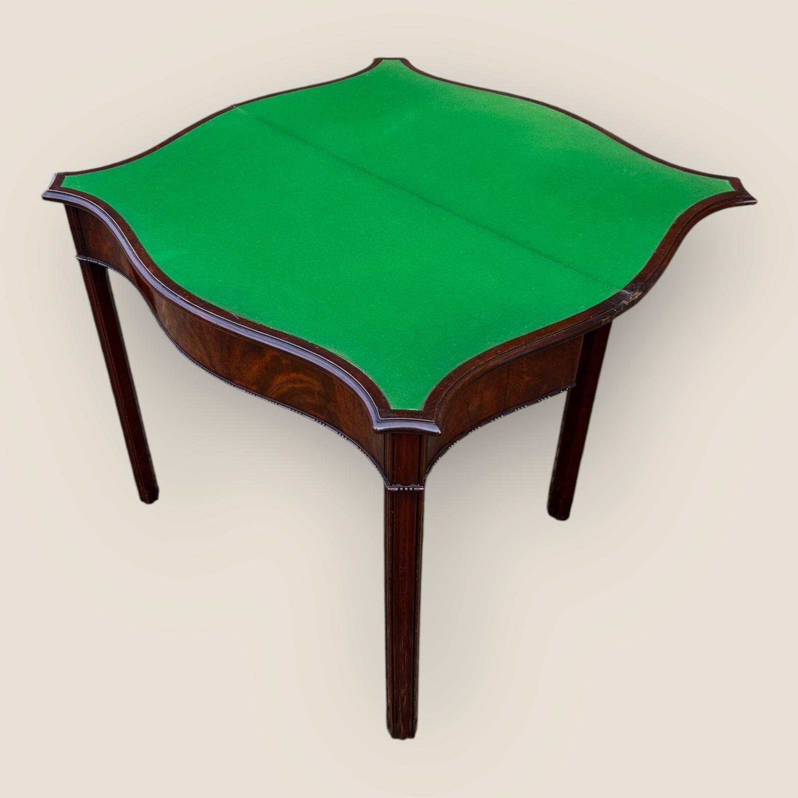 Antique Georgian Mahogany Serpentine Fronted Card Table with Green Baize (1 of 10)