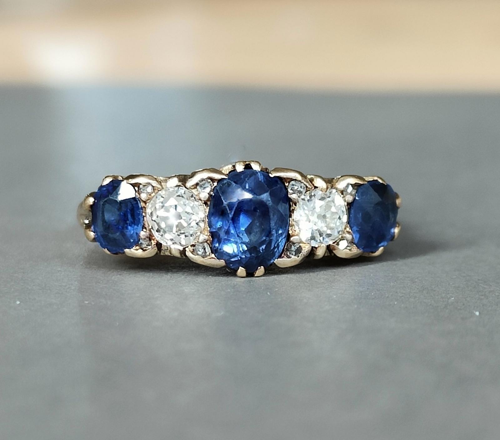 Superb Large Antique 18ct Sapphire Diamond Ring (1 of 13) Superb Large Antique 18ct Sapphire Diamond Ring (1 of 13)