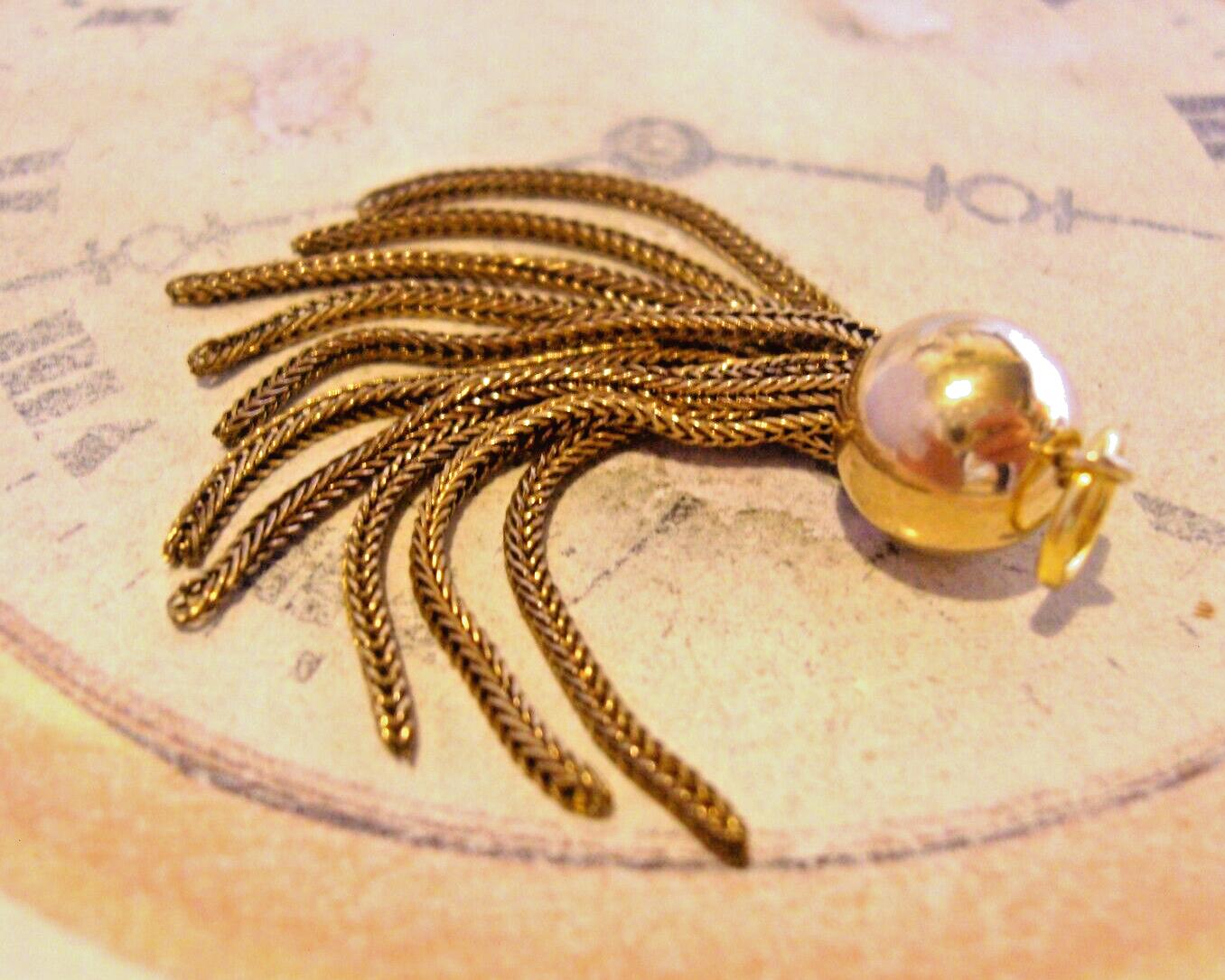 Vintage 1950s Pocket Watch Chain Tassel Fob Large Gilt Victorian Revival Fob (1 of 8)