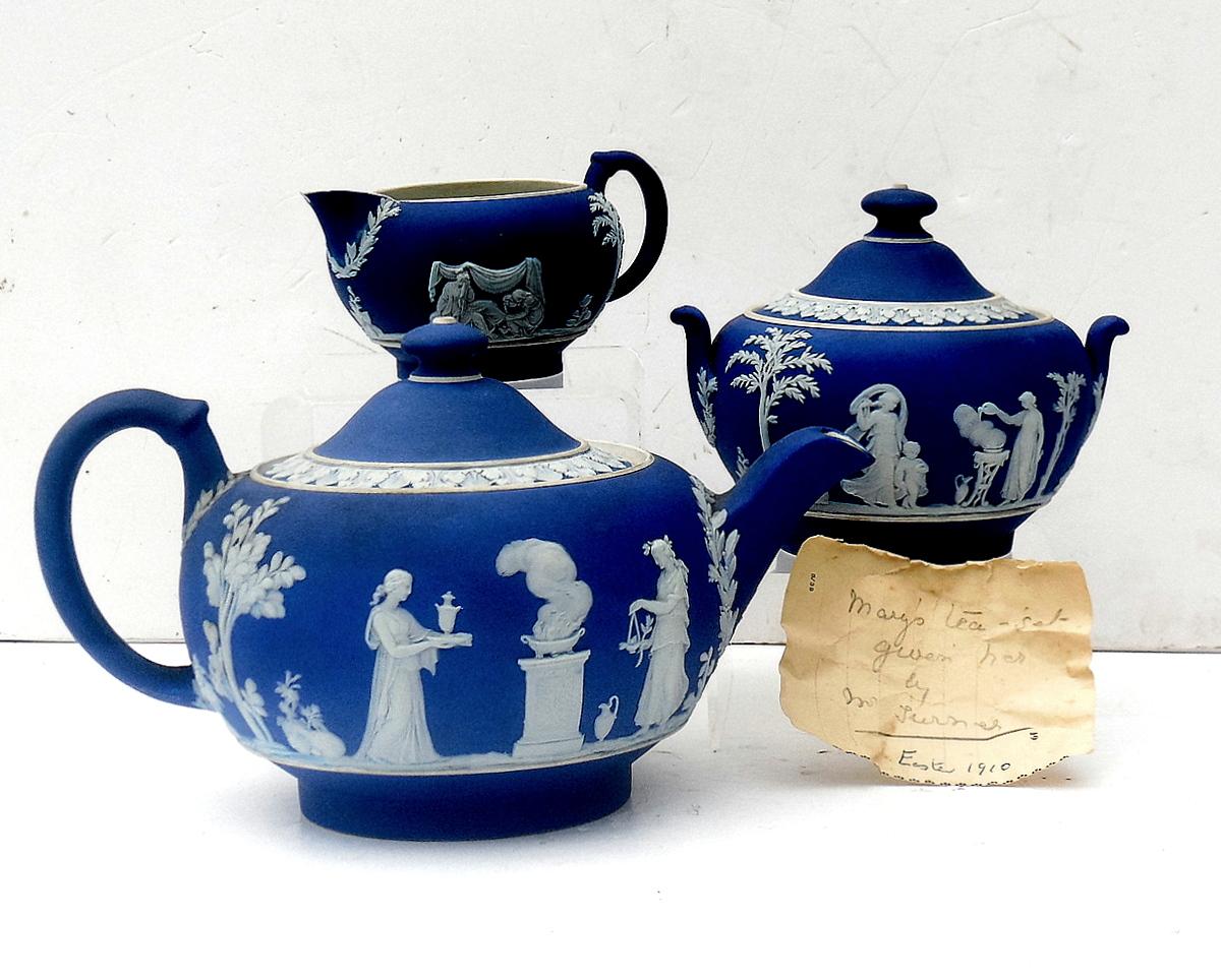 Antique Wedgwood Jasperware Neoclassical Tea Set with Note from 1910 (1 of 18) Antique Wedgwood Jasperware Neoclassical Tea Set with Note from 1910 (1 of 18)